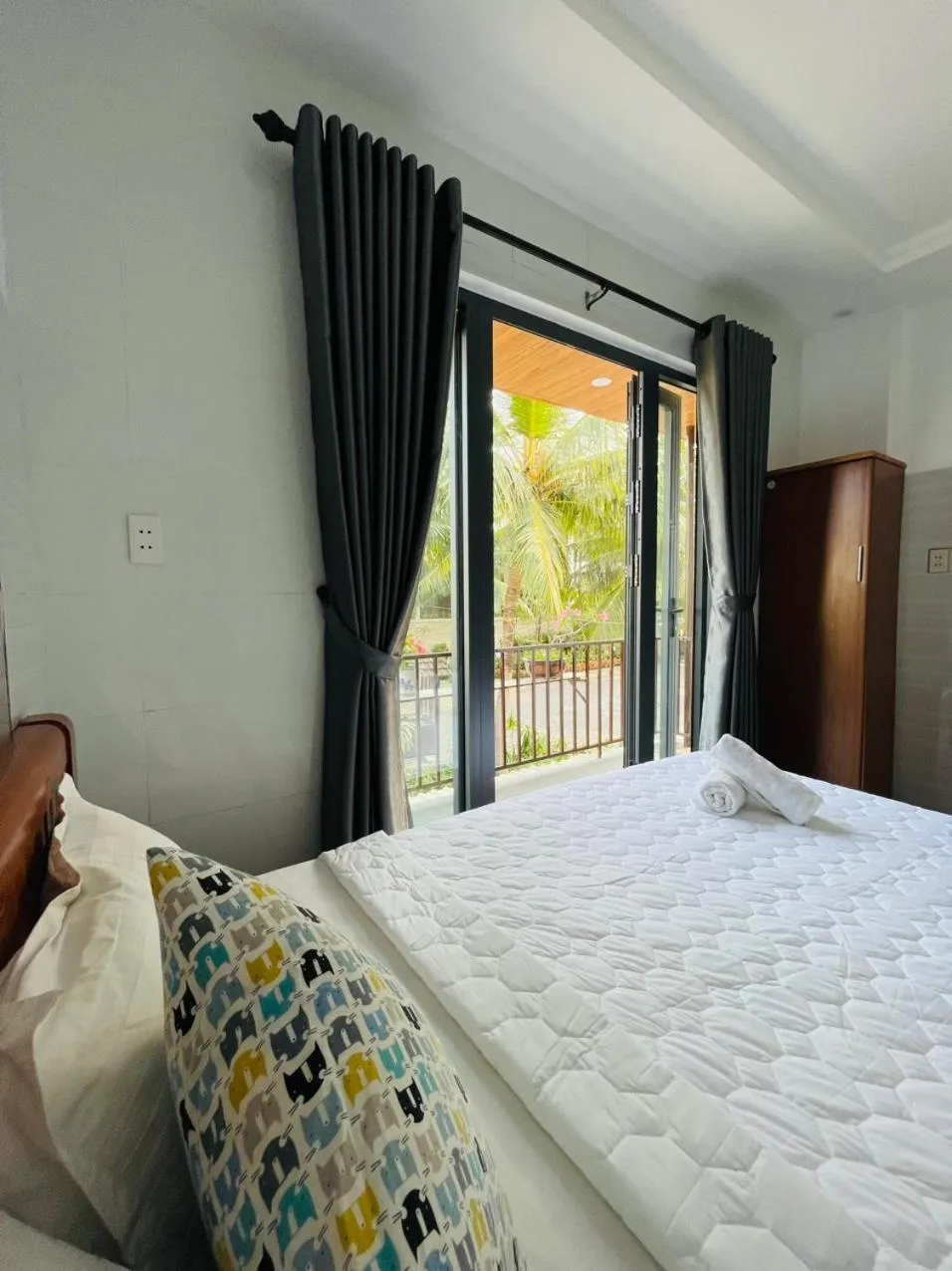 Photo of the whole room, Bed in Cuong Thinh Homestay