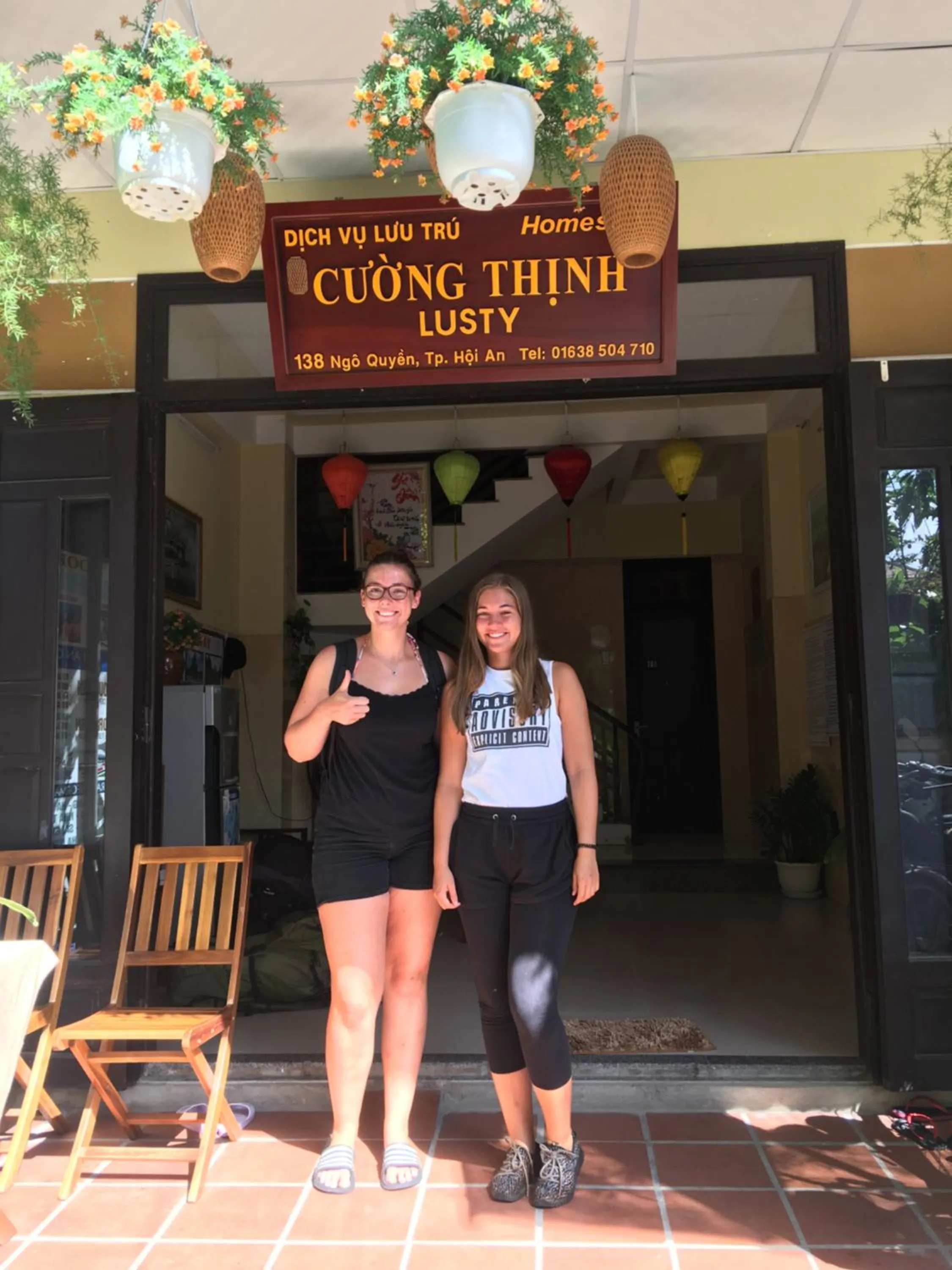 group of guests in Cuong Thinh Homestay