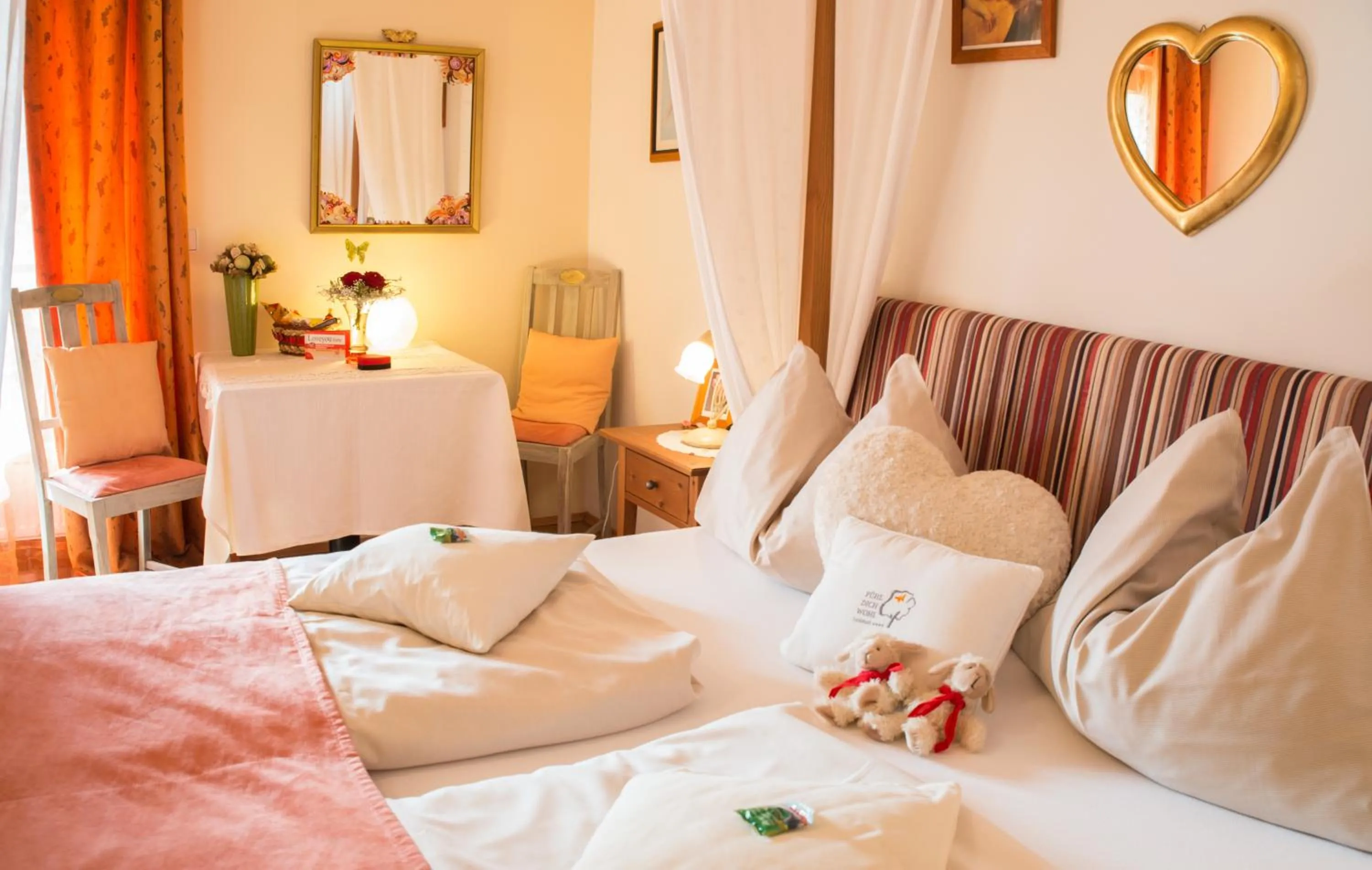 Winter, Bed in FerienAppartments Landhaus FühlDichWohl