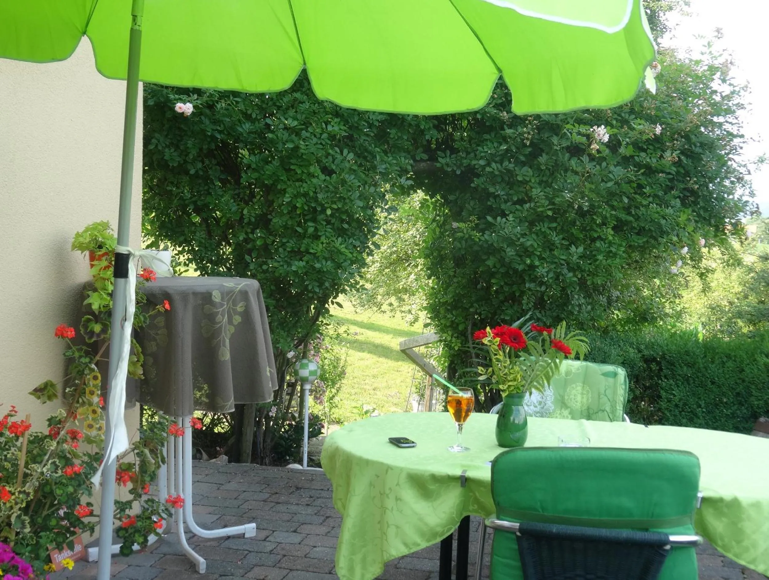 Garden in FerienAppartments Landhaus FühlDichWohl
