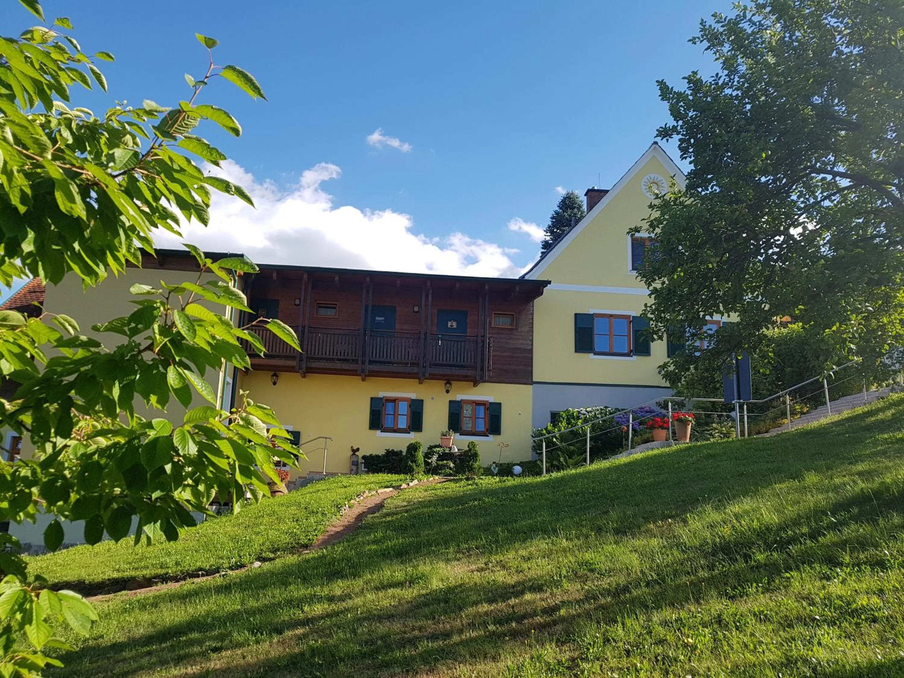 Property building in FerienAppartments Landhaus FühlDichWohl