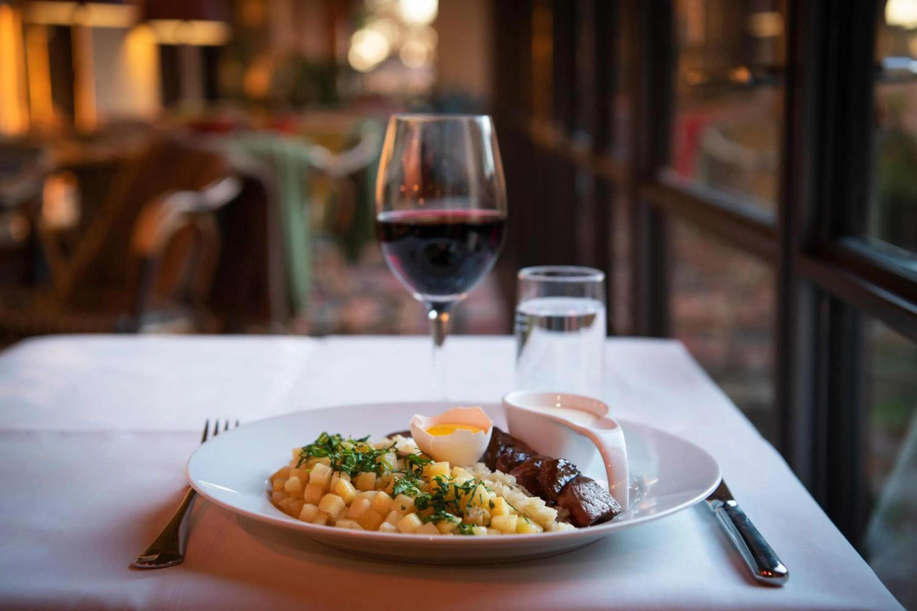 Restaurant/places to eat in Sigtunastiftelsen Hotell & Konferens