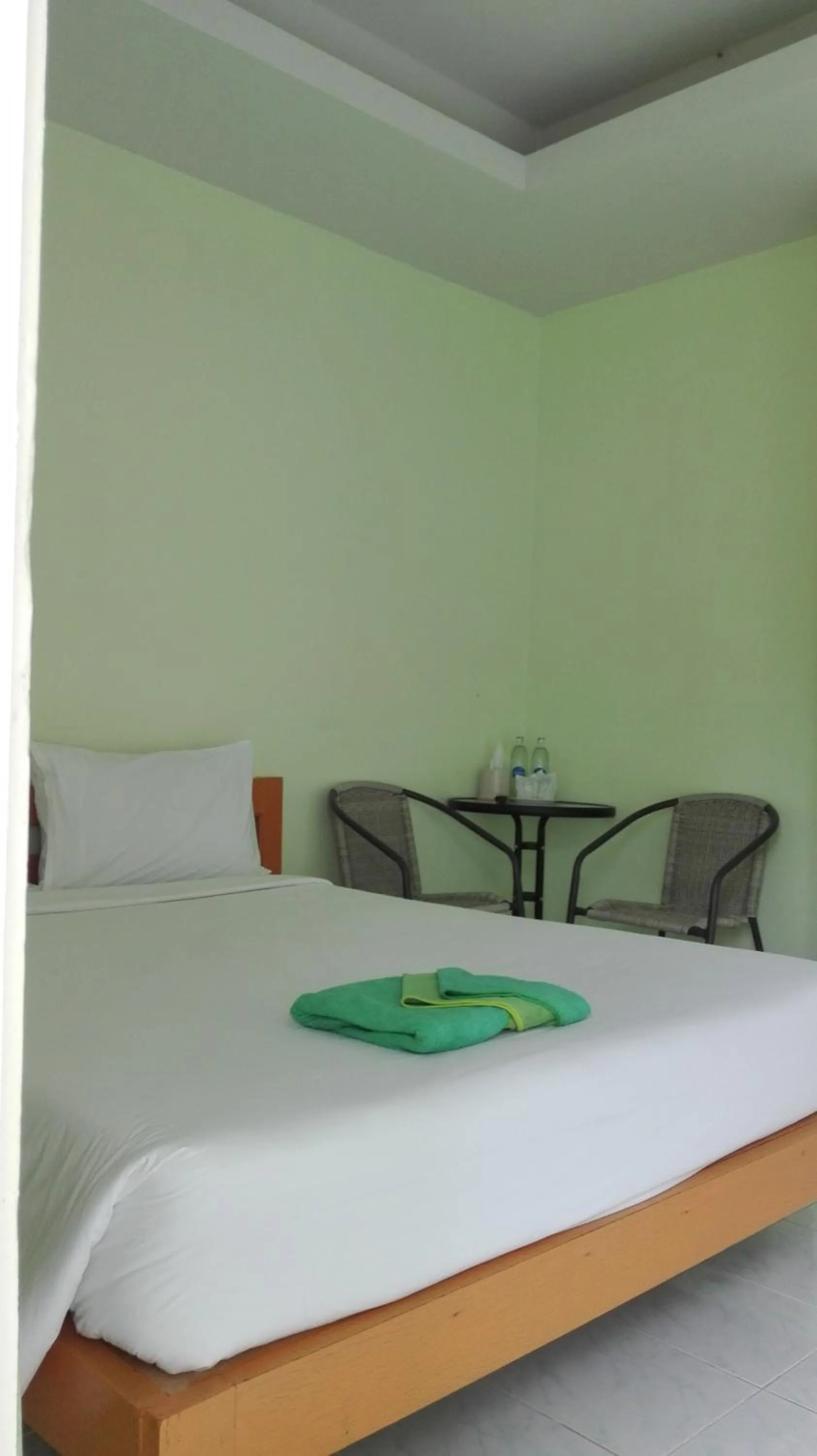 Photo of the whole room, Bed in Go Green Resort