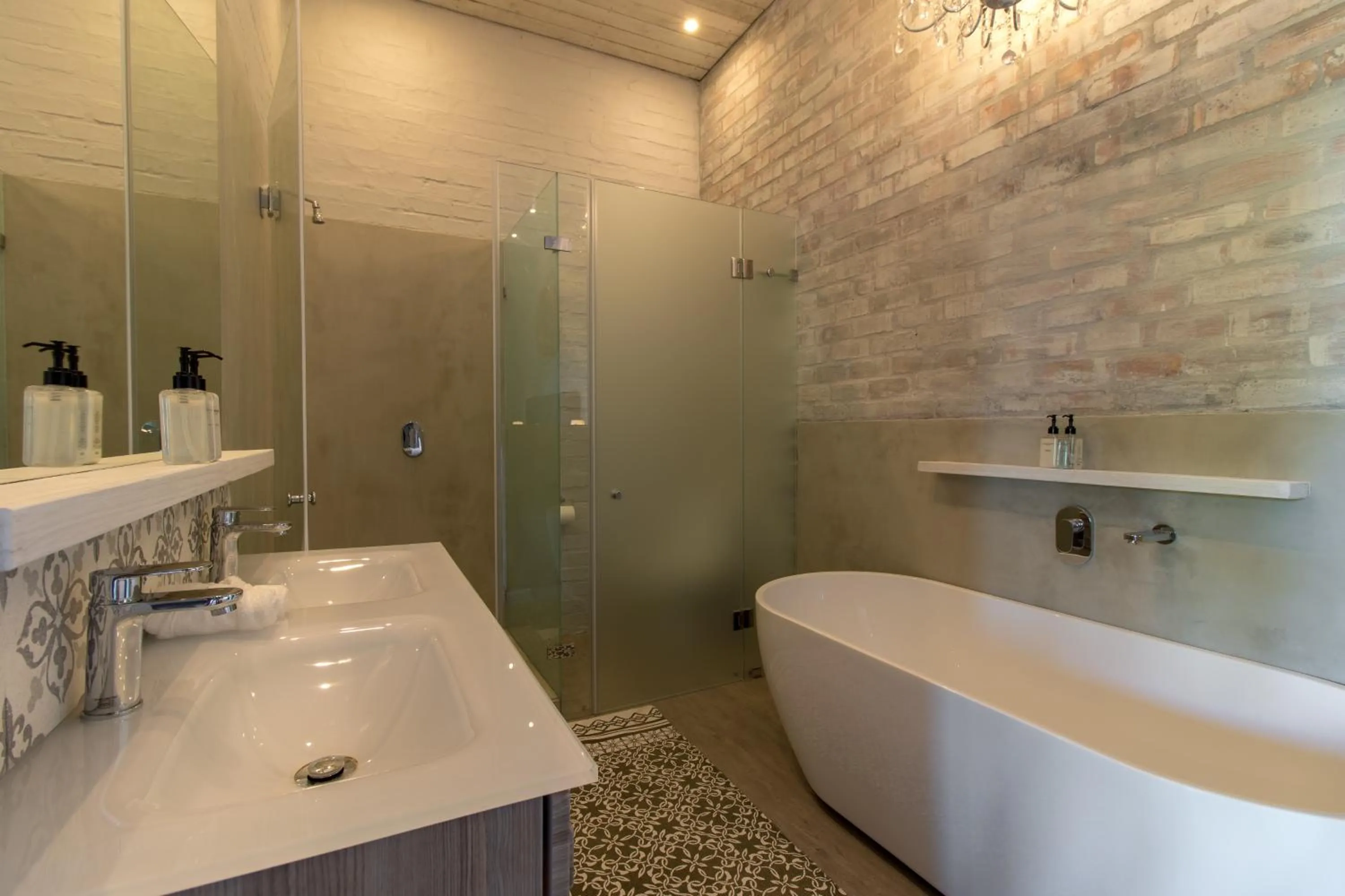 Bathroom in The Quarter Deck