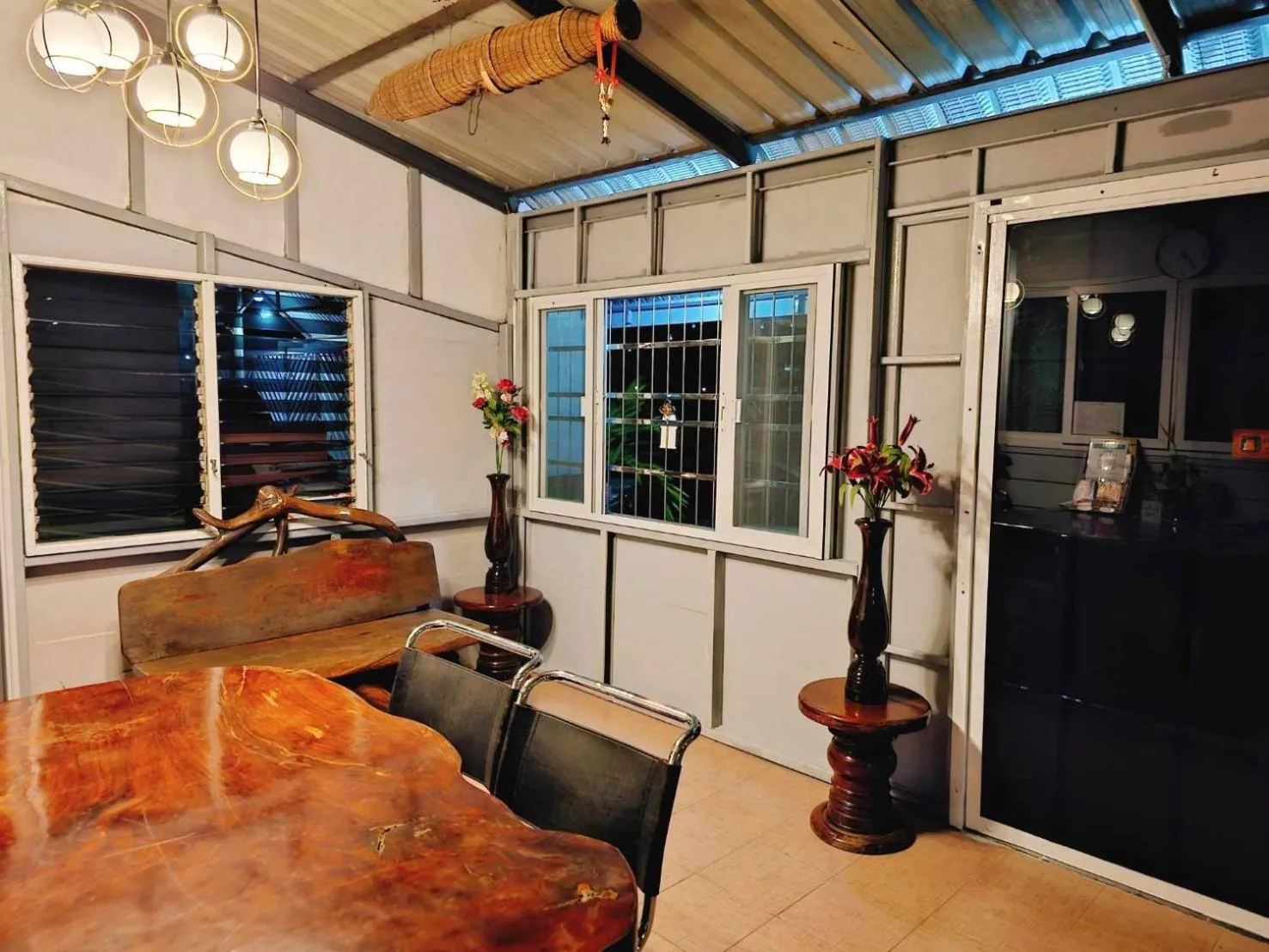 Lobby or reception in P.California Inter Hostel