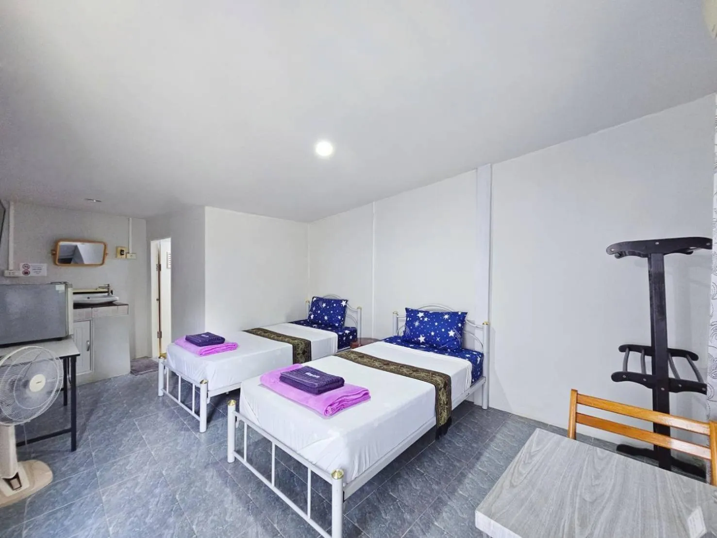 Photo of the whole room in P.California Inter Hostel