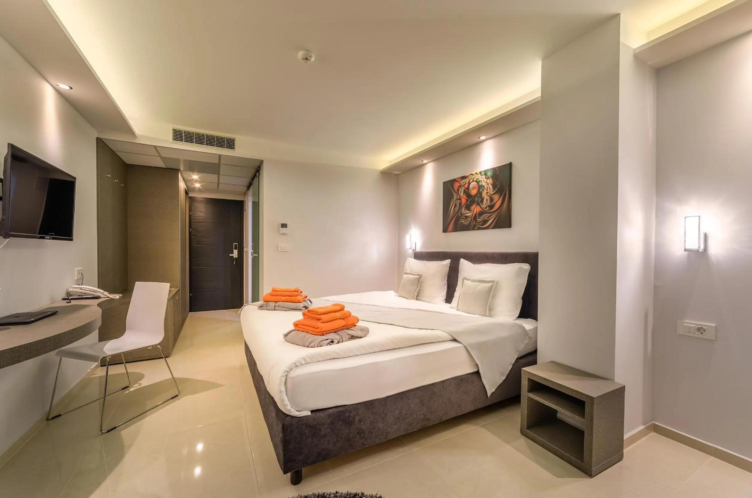 Bed in Laki Hotel & Spa