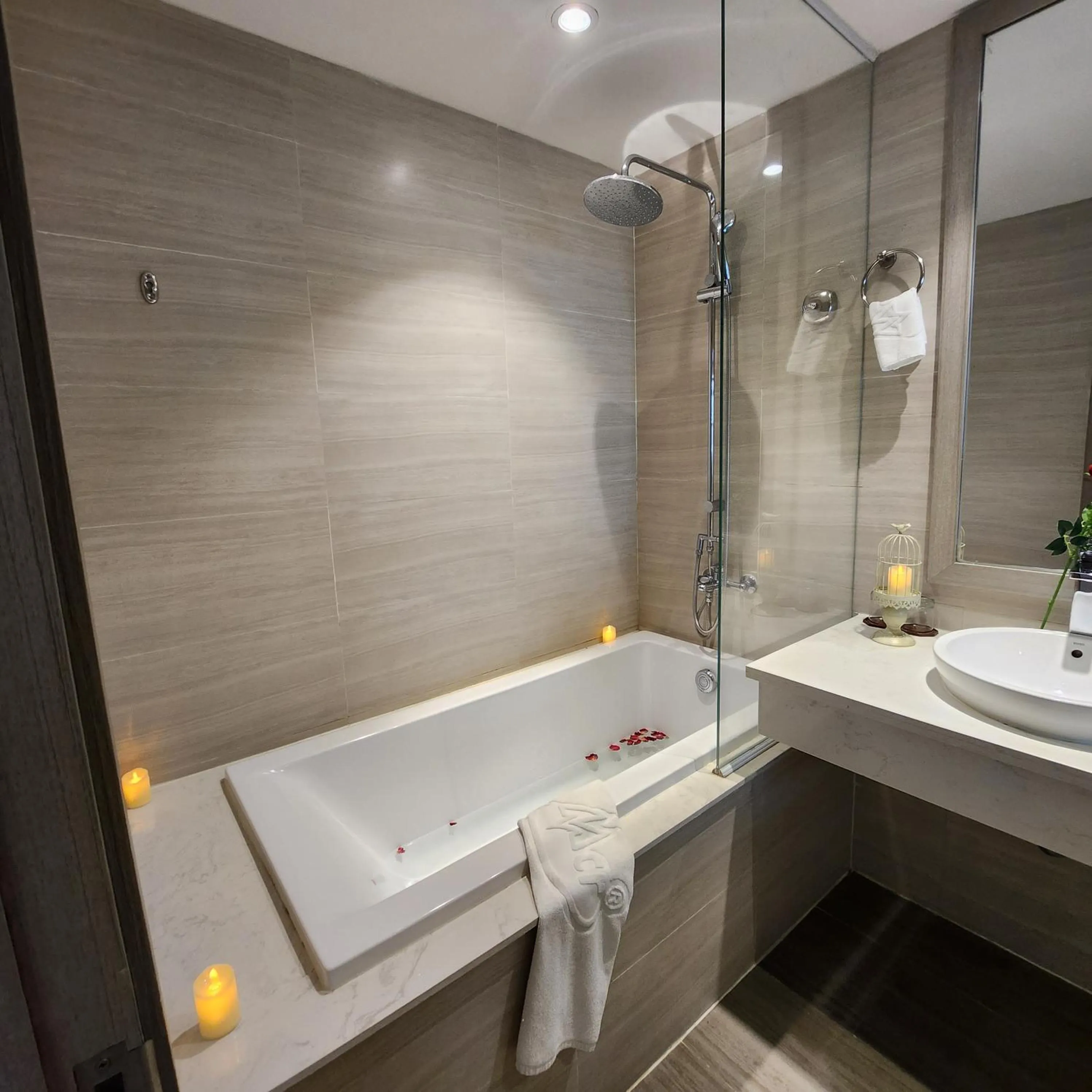 The MCR Luxury Nha Trang