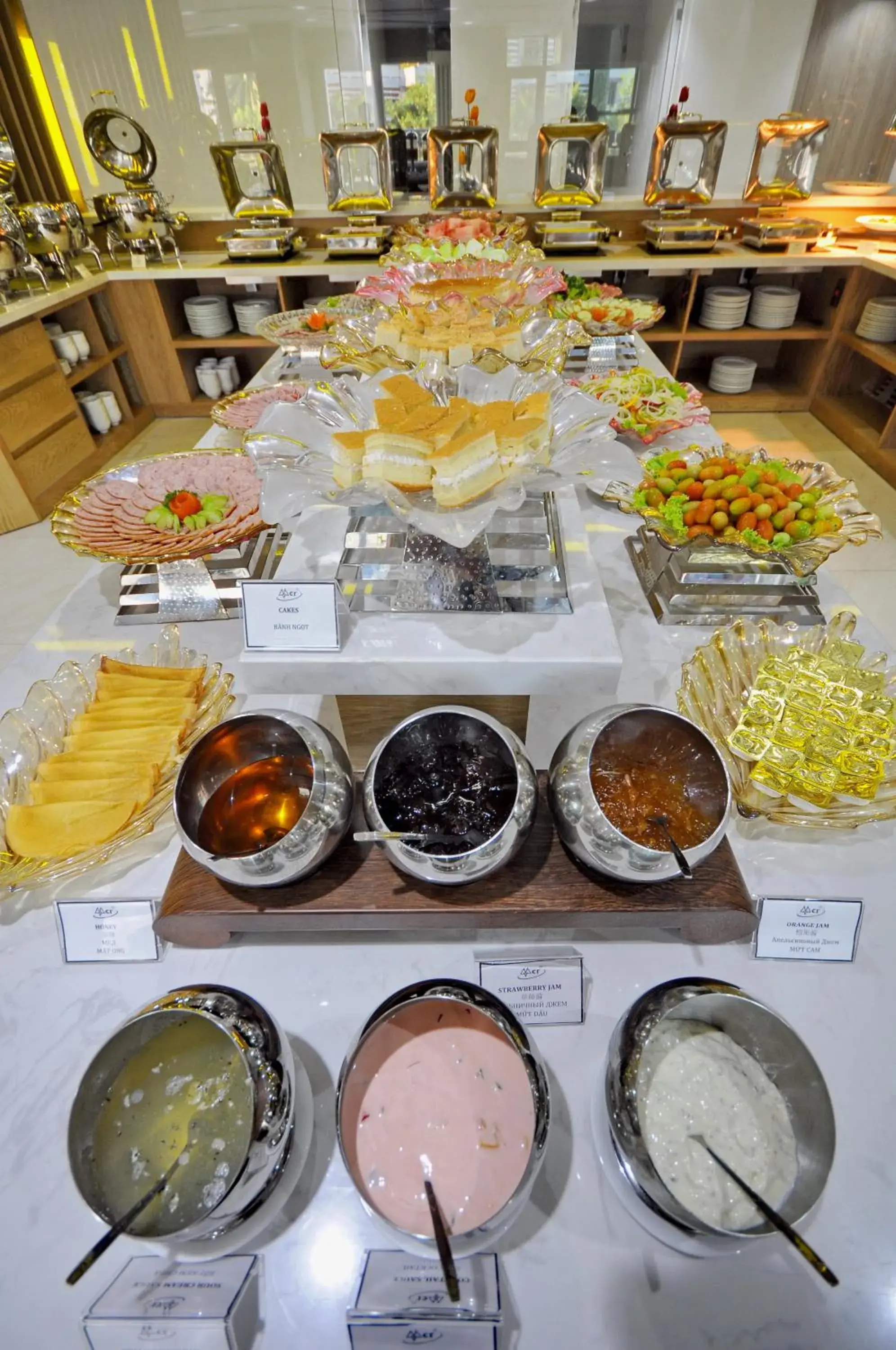 Food and drinks in The MCR Luxury Nha Trang Food and drinks in The MCR Luxury Nha Trang