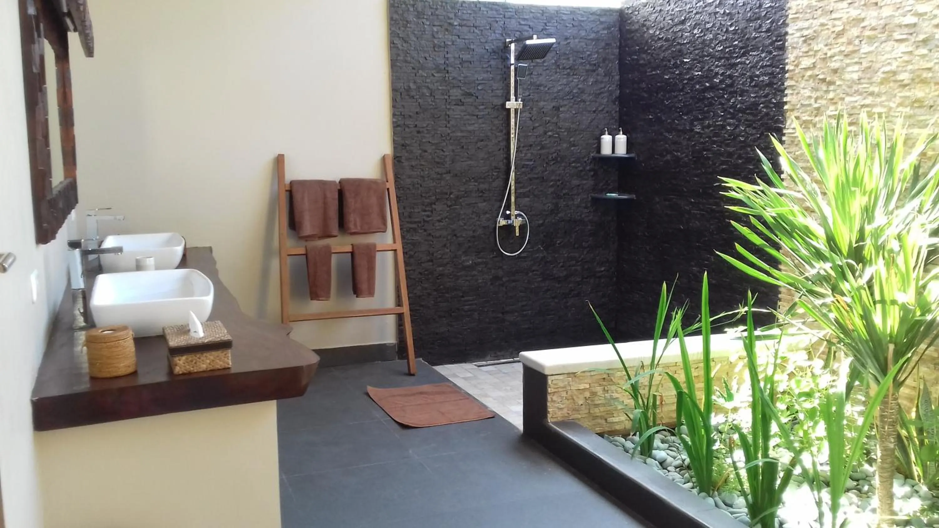 Shower in Gili Palms Villas