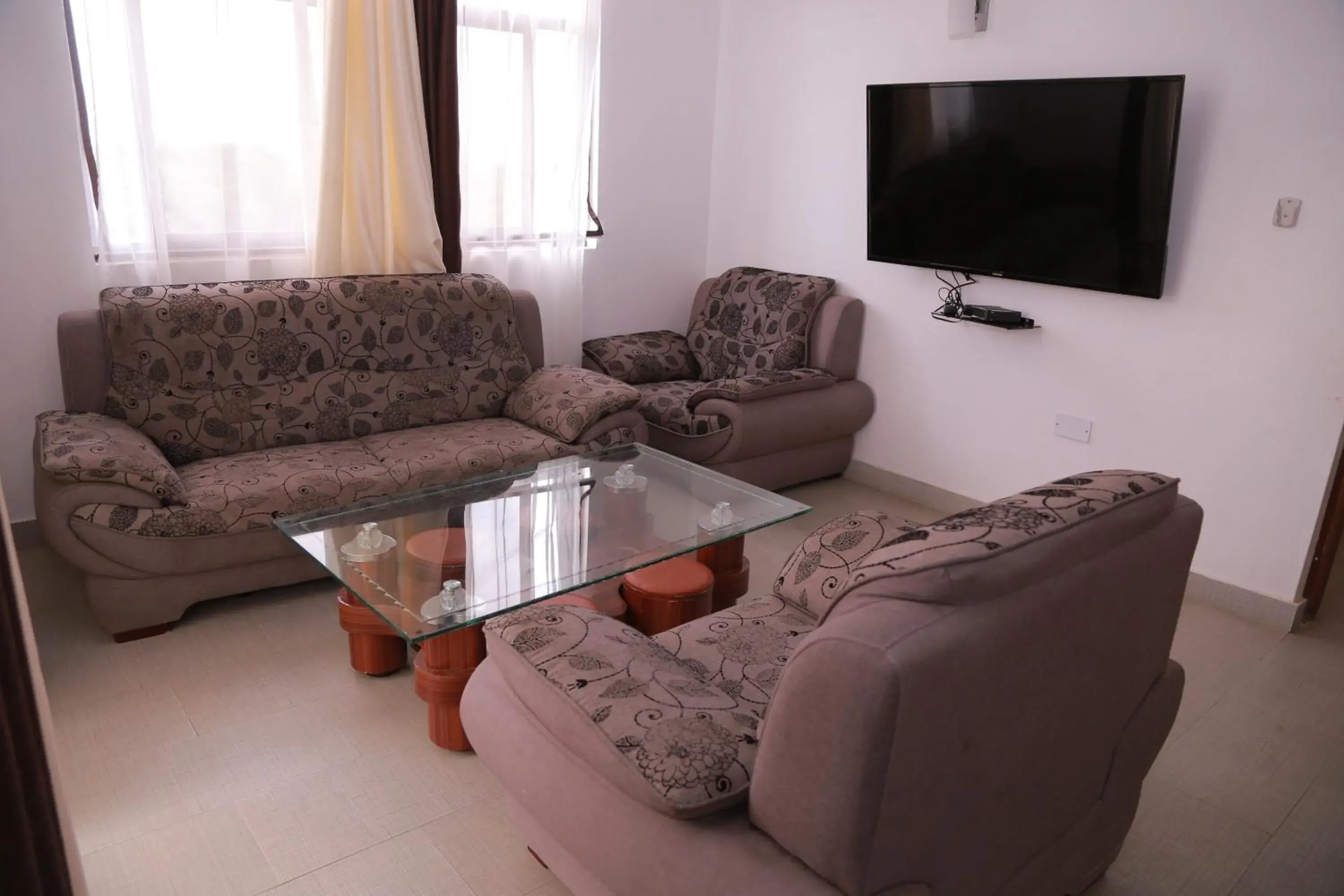 Two-Bedroom Apartment in Mawenzi Resort -Mtwapa Two-Bedroom Apartment in Mawenzi Resort -Mtwapa