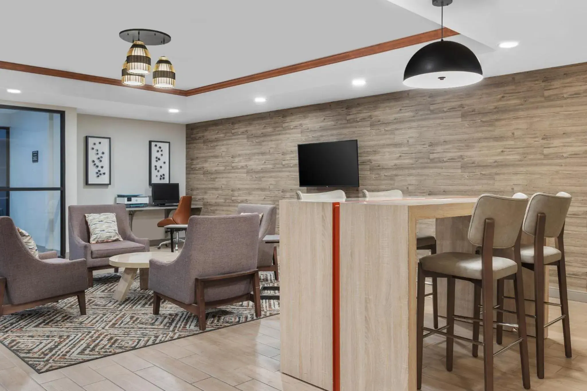 Property building in Candlewood Suites La Crosse by IHG Property building in Candlewood Suites La Crosse by IHG