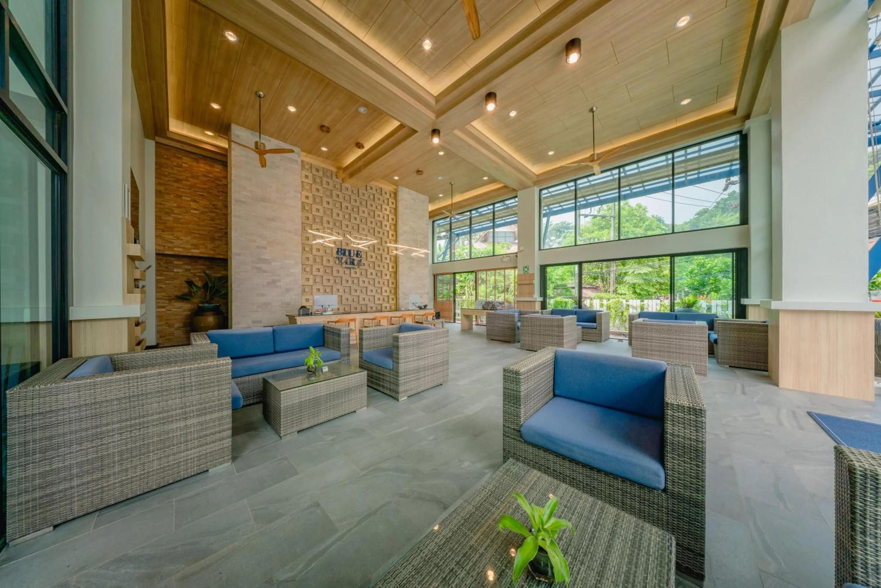 Lobby or reception in Blue Tara Hotel Krabi Ao Nang