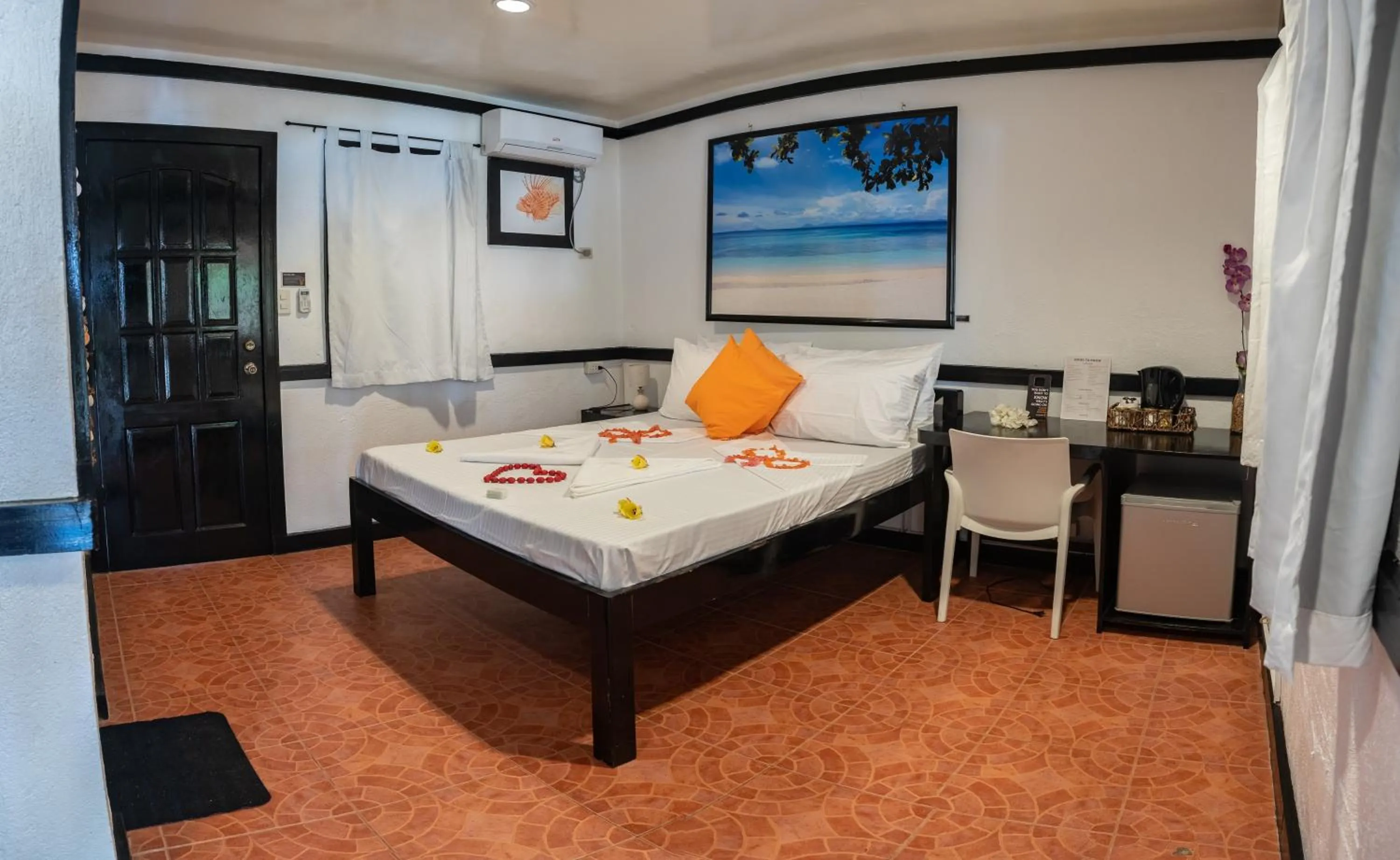 Bed in Hippocampus Beach Resort