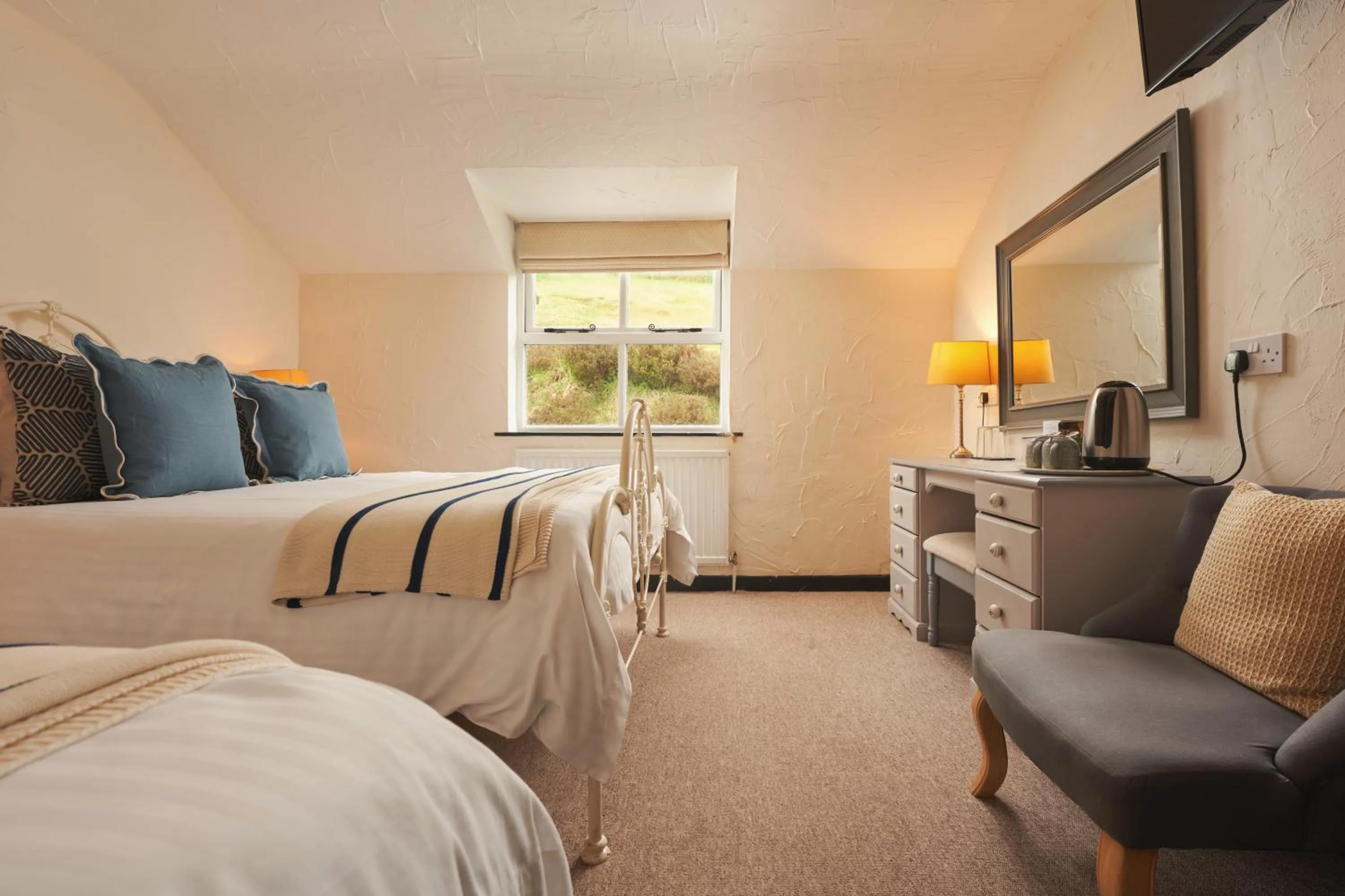Bed in Blue Ball Inn