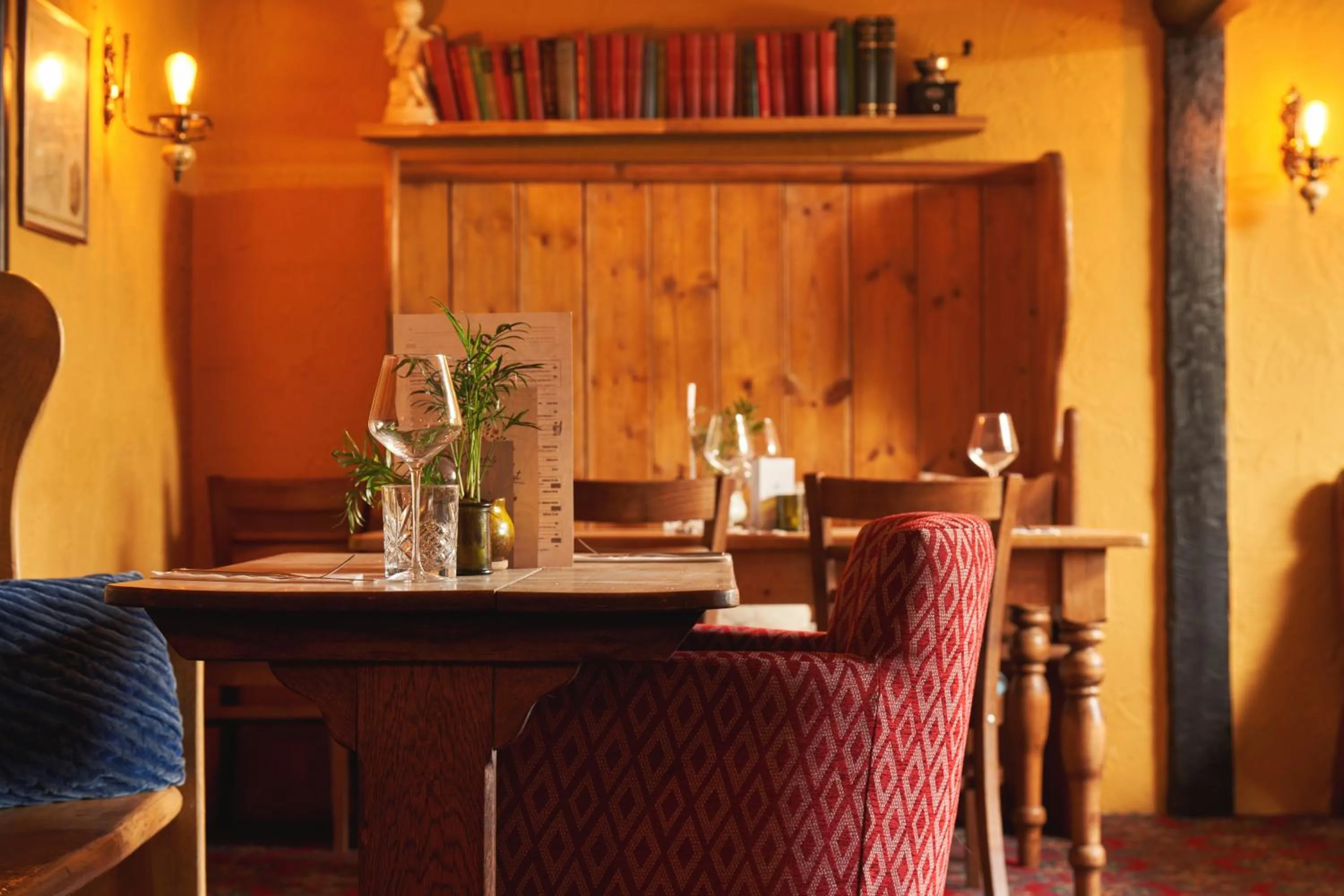 Living room in Blue Ball Inn