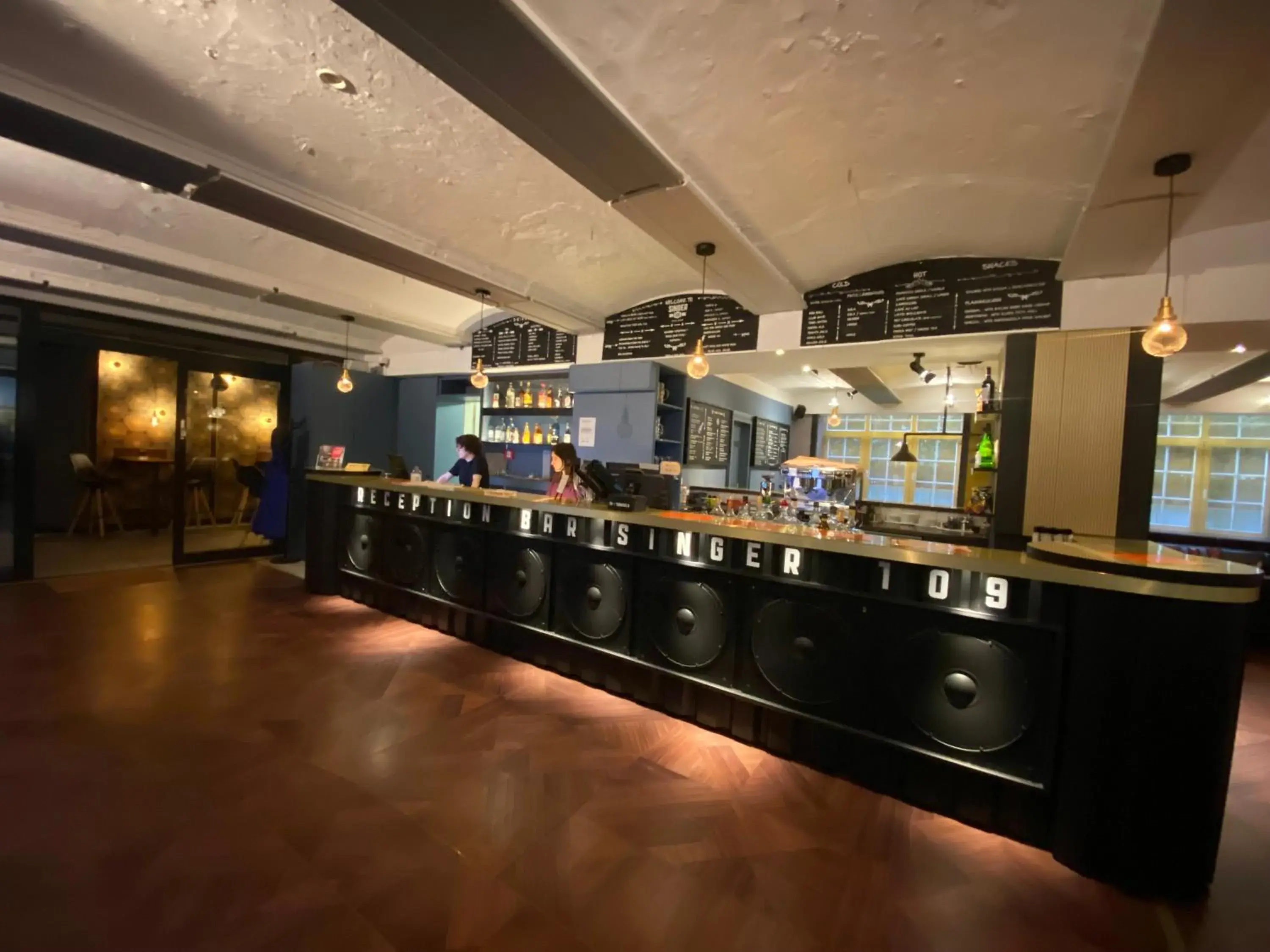 Lobby or reception in Singer109 Hostel, Hotel & Apartment Lobby or reception in Singer109 Hostel, Hotel & Apartment