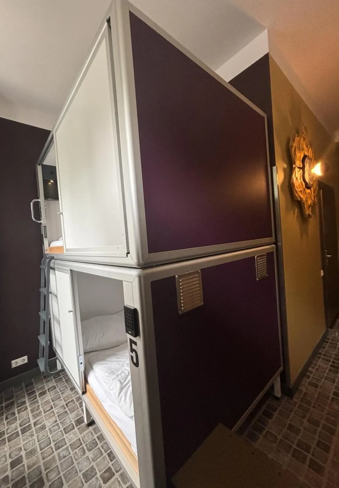 Bed in Singer109 Hostel, Hotel & Apartment