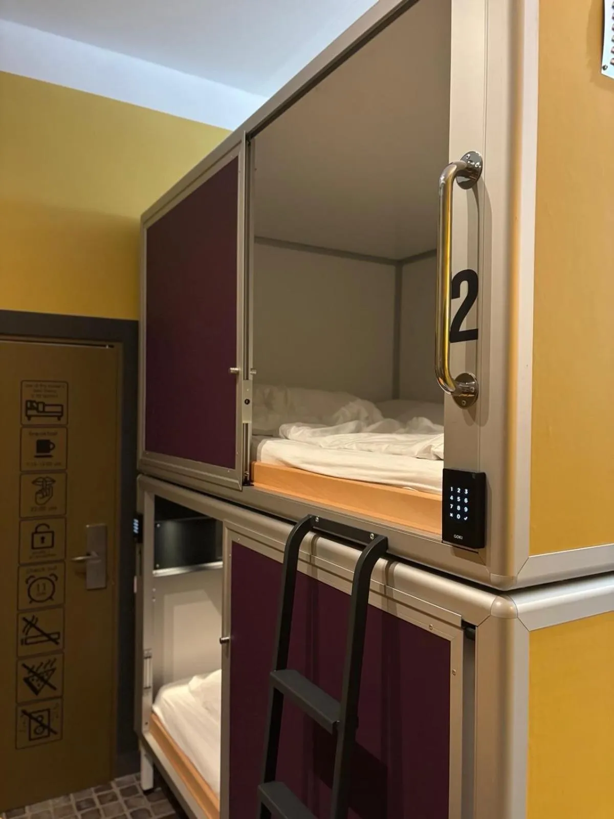 Bed in Singer109 Hostel, Hotel & Apartment