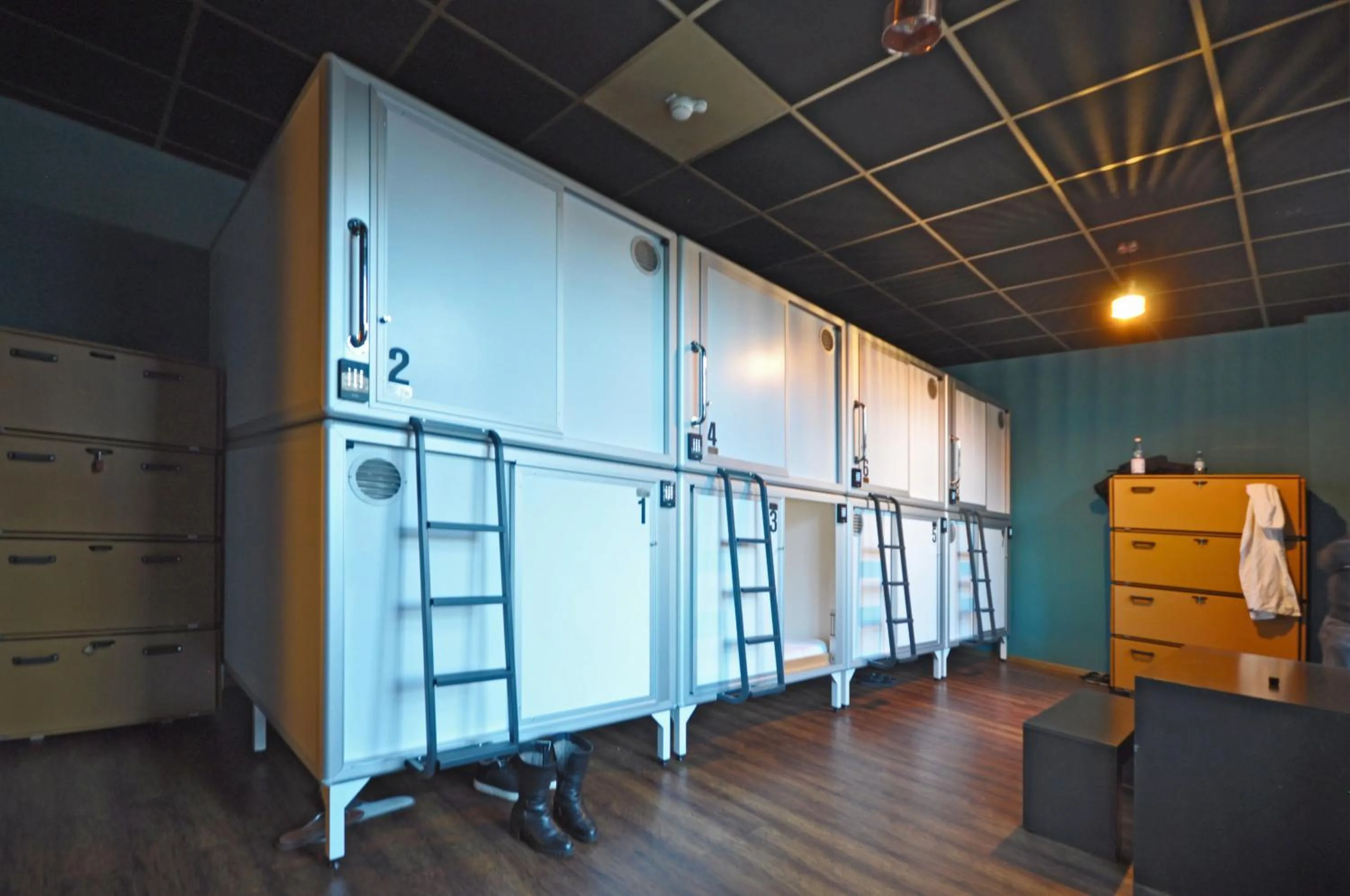 Singer109 Hostel, Hotel & Apartment