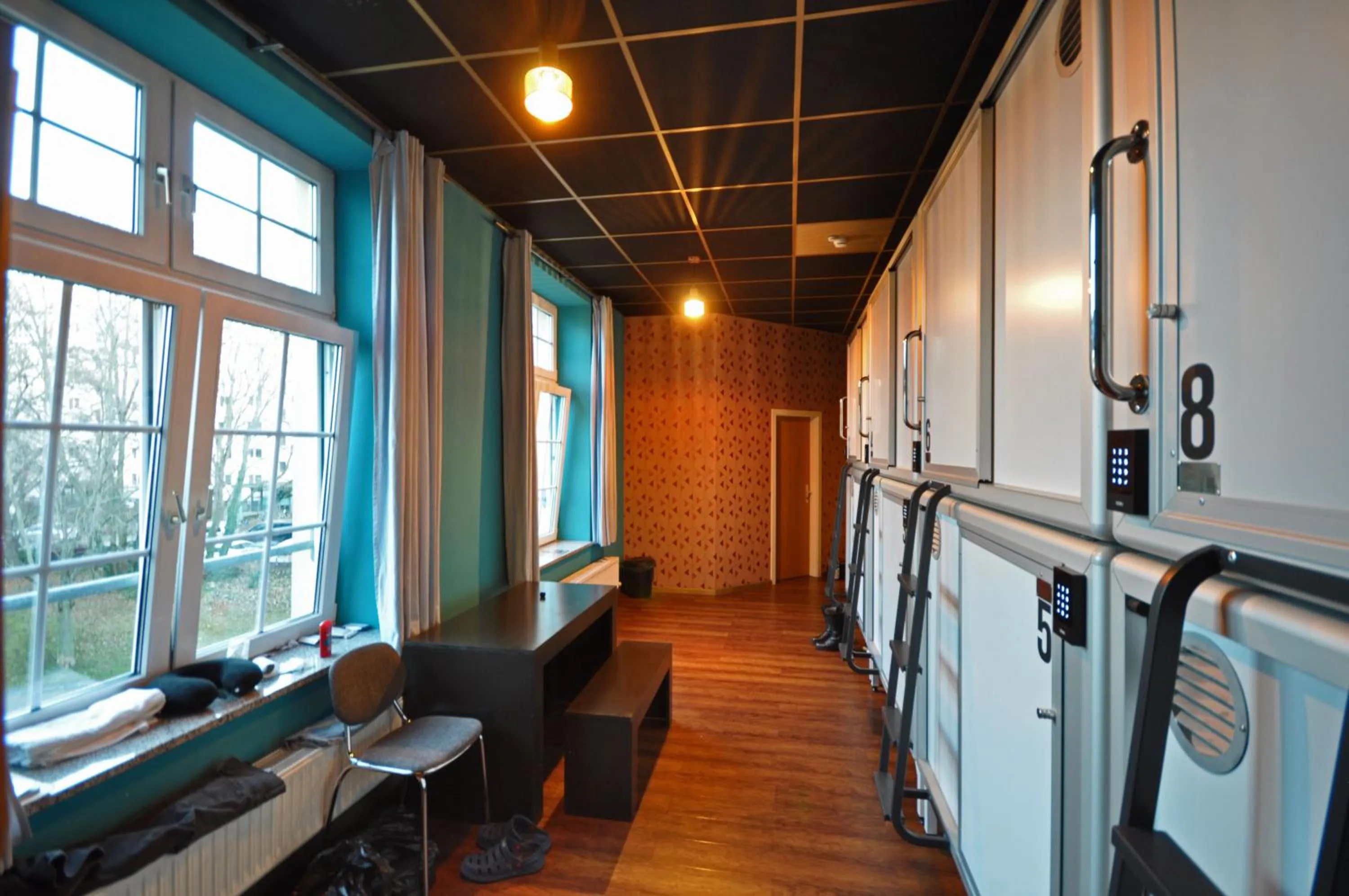 Singer109 Hostel, Hotel & Apartment