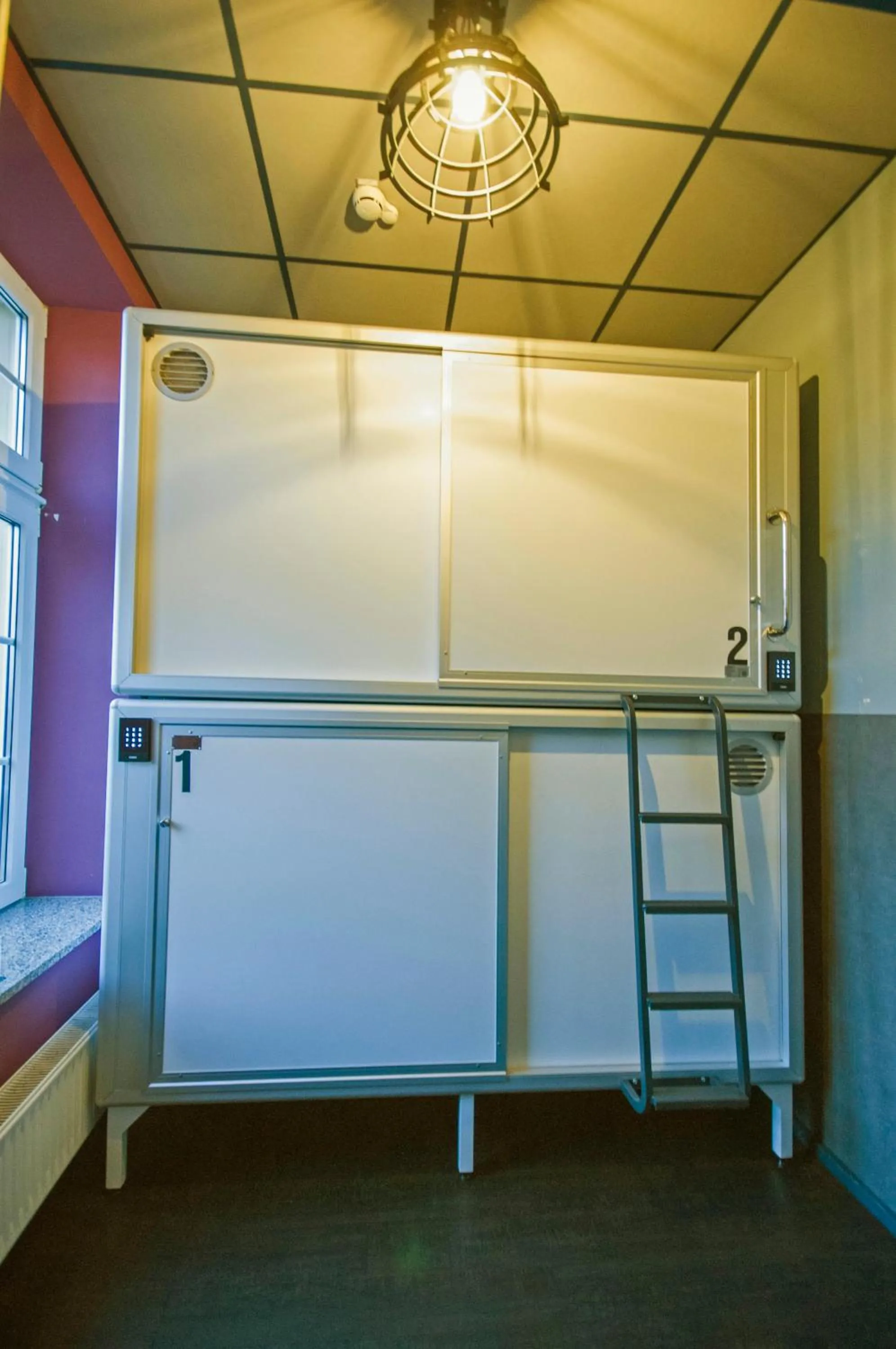 Singer109 Hostel, Hotel & Apartment