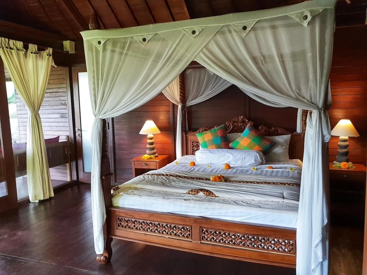 Bed in Secluded Jungle Villa