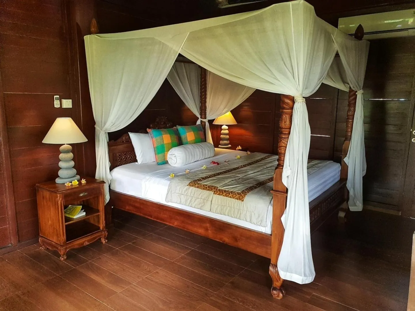 Bed in Secluded Jungle Villa