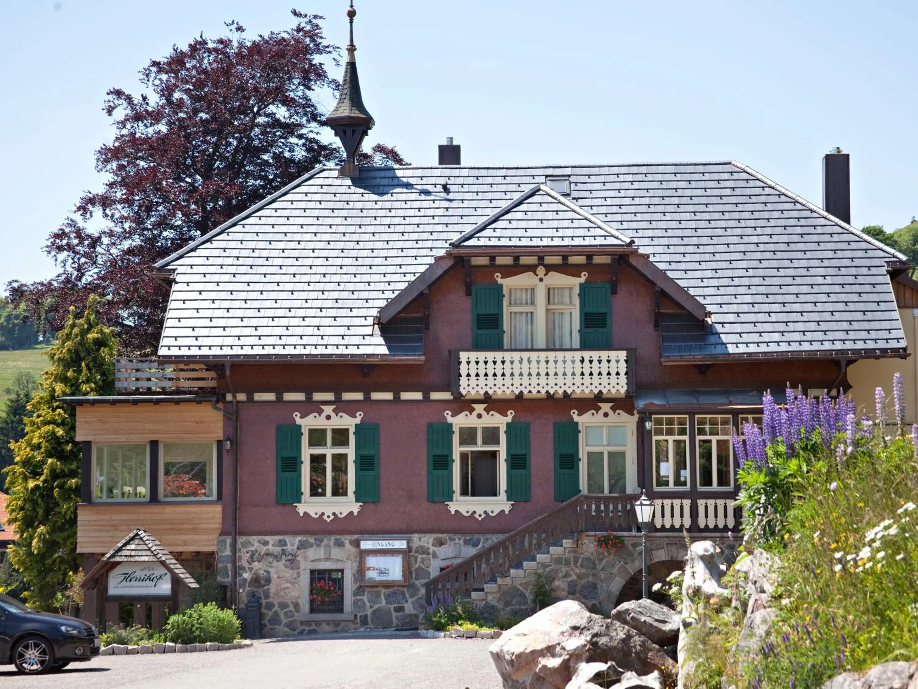 Facade/entrance in Hotel & Chalets Herrihof