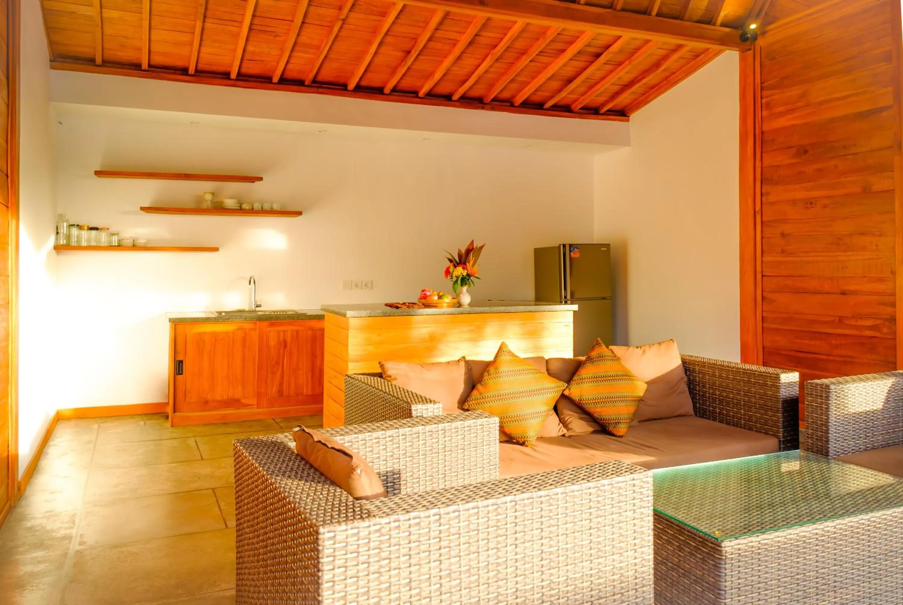 Spring in Canggu Wooden Green Paradise