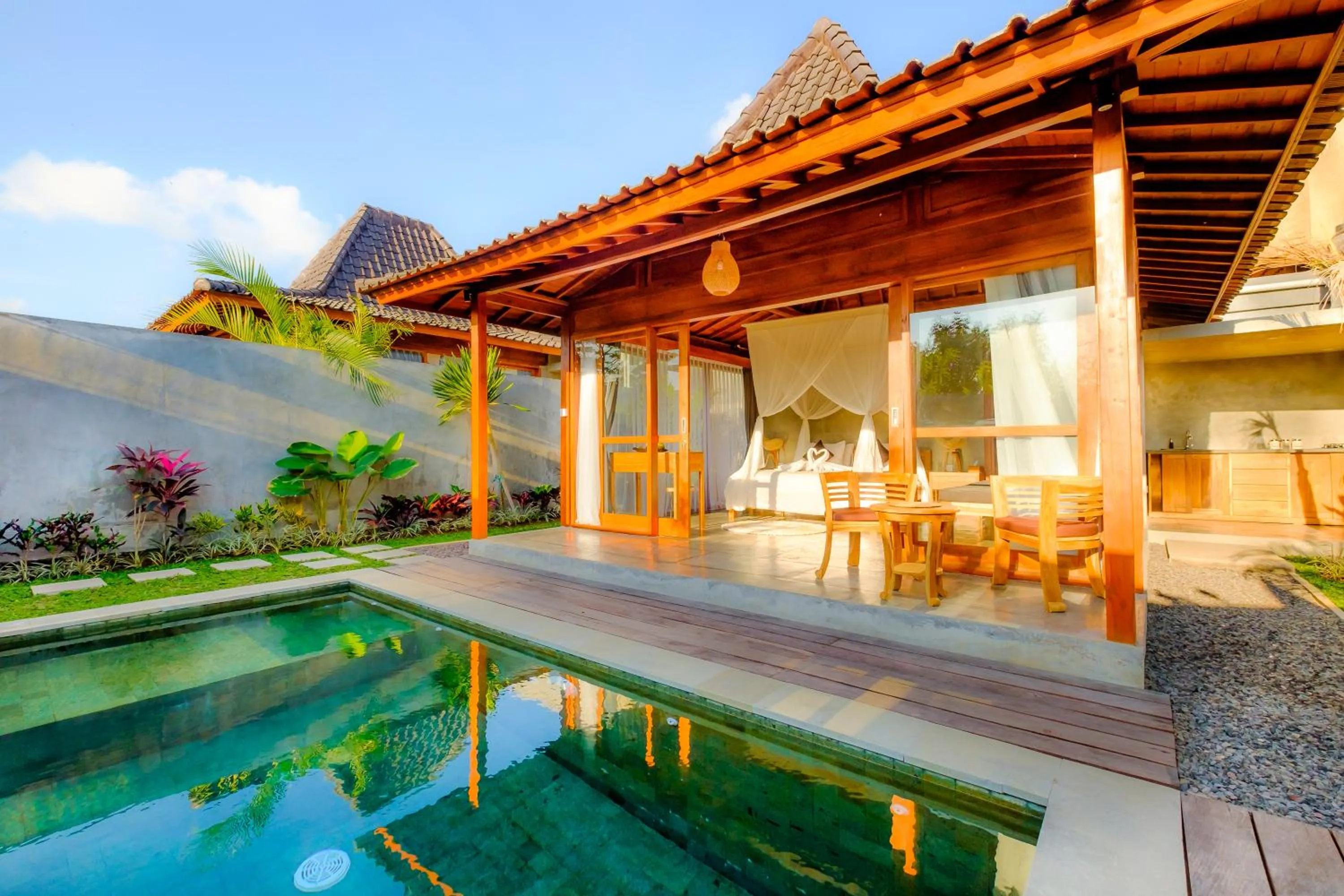 Property building in Canggu Wooden Green Paradise