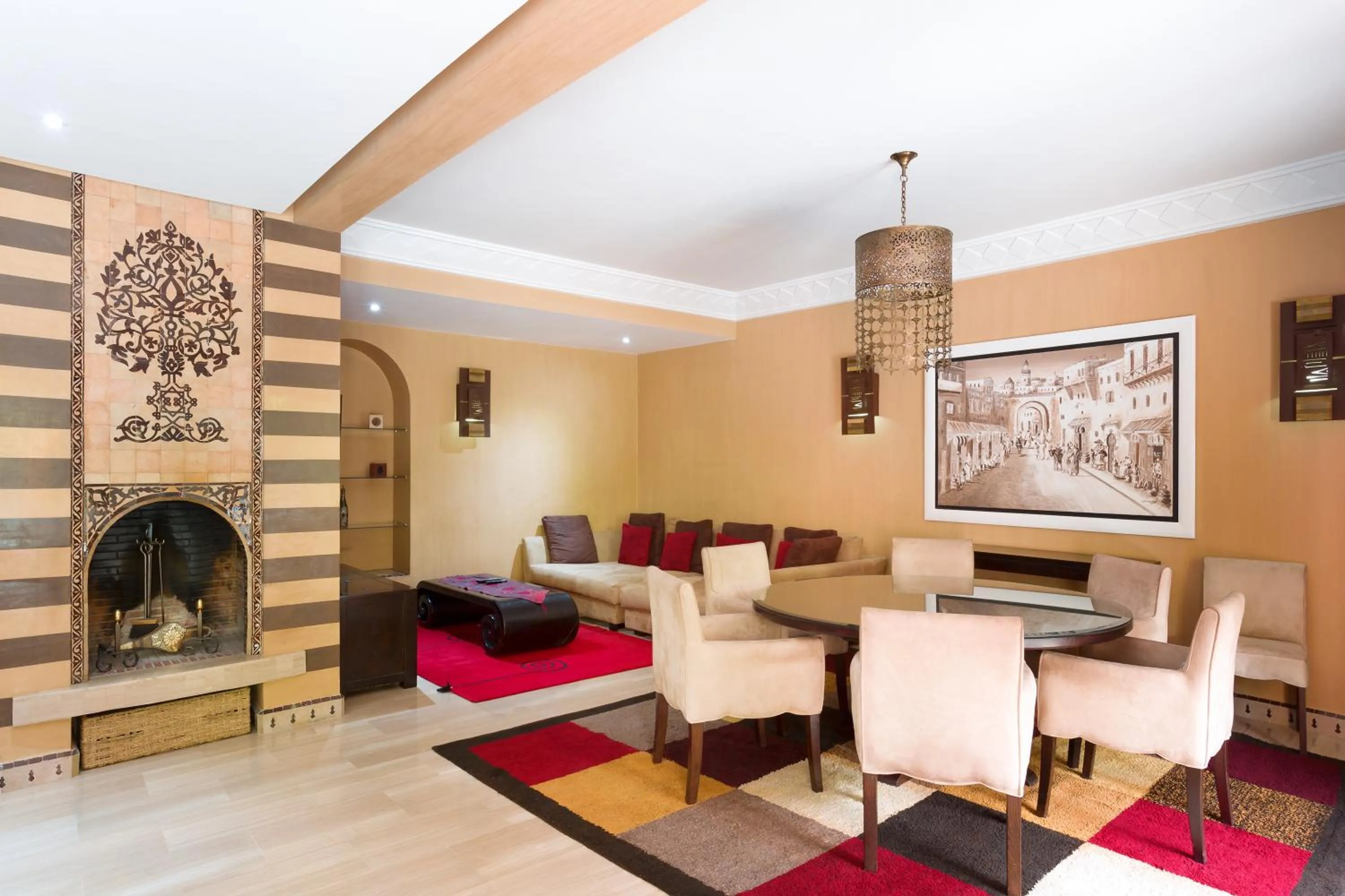 The Sapphire Apartment with Private Swimming Pool & Hot Tub - Hivernage Quarter - By Goldex Marrakech