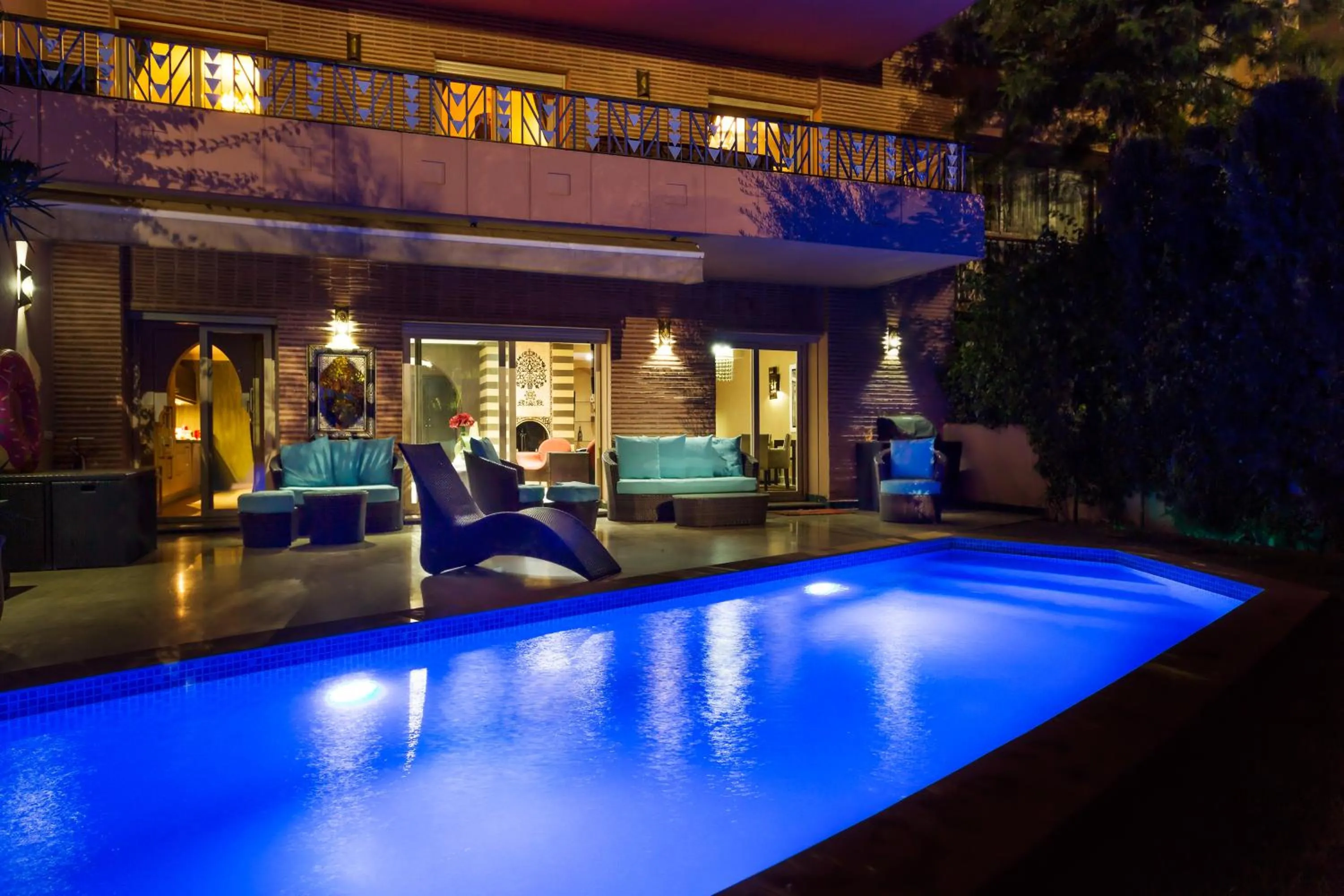 The Sapphire Apartment with Private Swimming Pool & Hot Tub - Hivernage Quarter - By Goldex Marrakech