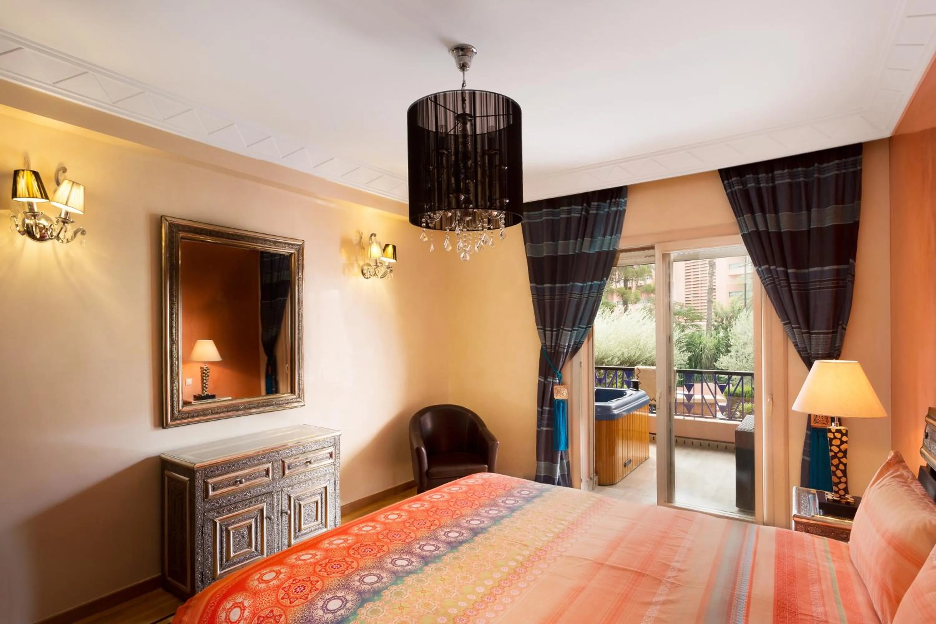 Bed in The Sapphire Apartment with Private Swimming Pool & Hot Tub - Hivernage Quarter - By Goldex Marrakech