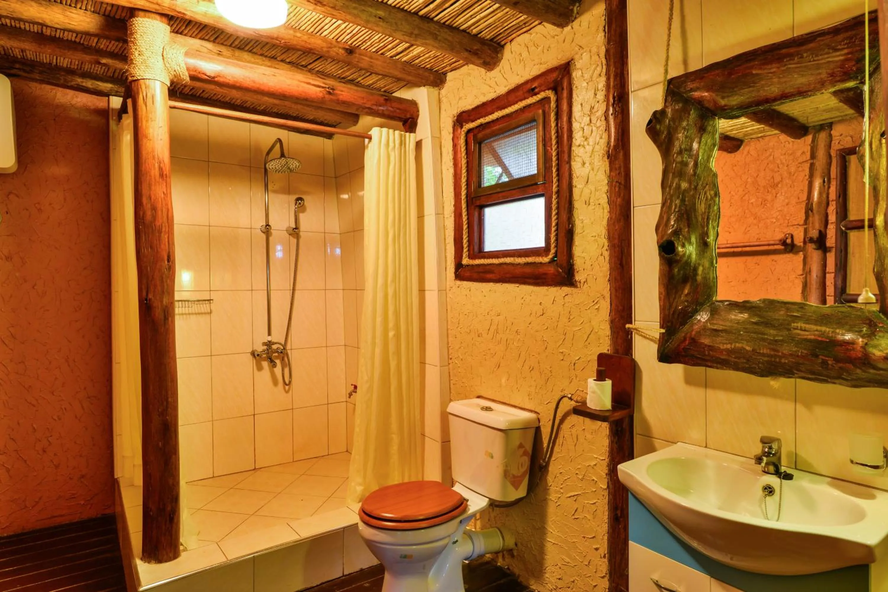 Shower in Serenada Eco Resort