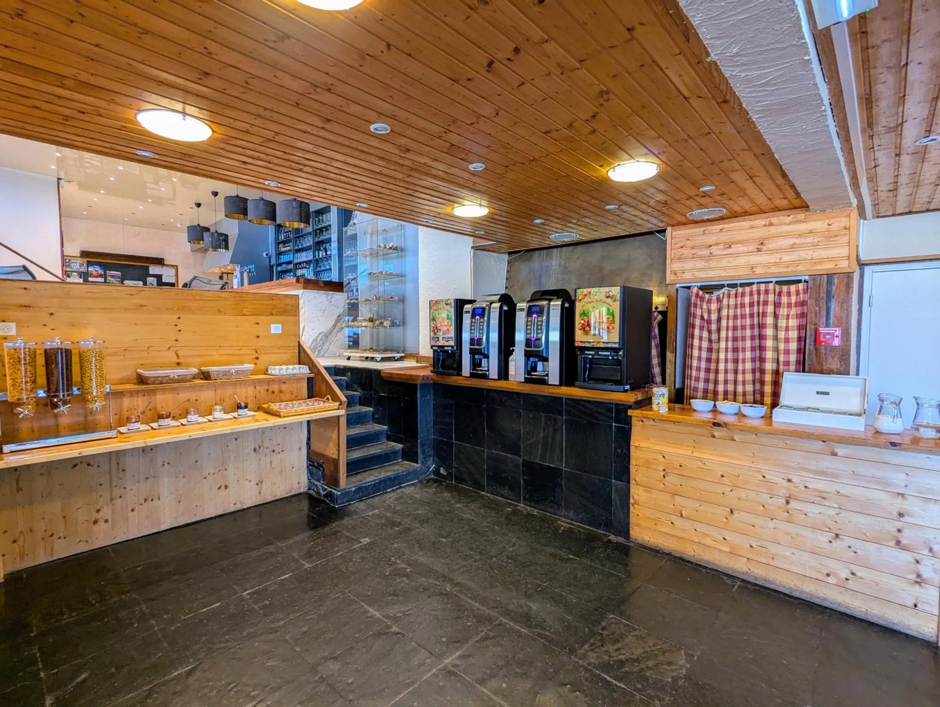 Breakfast in Gergovia