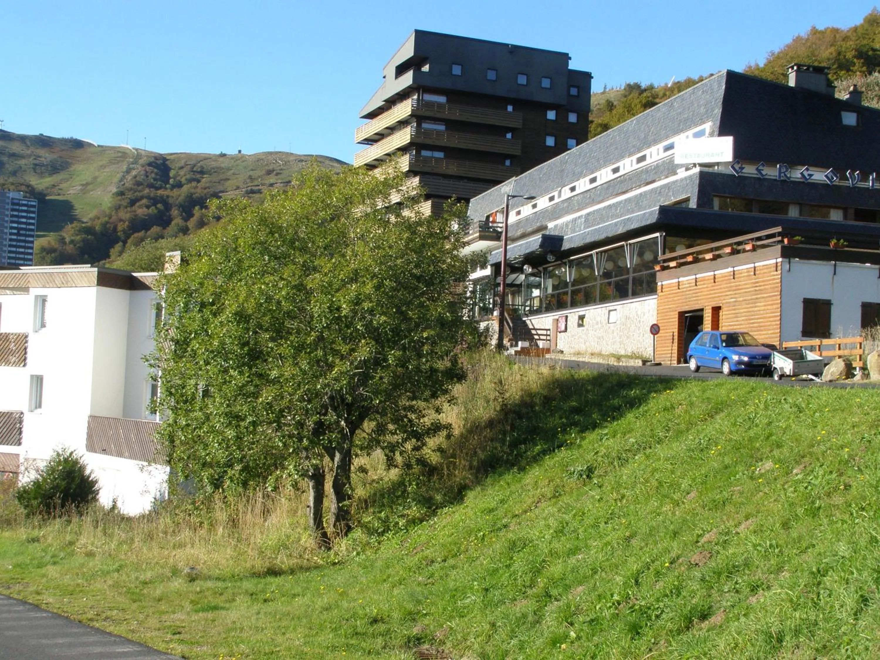 Facade/entrance in Gergovia