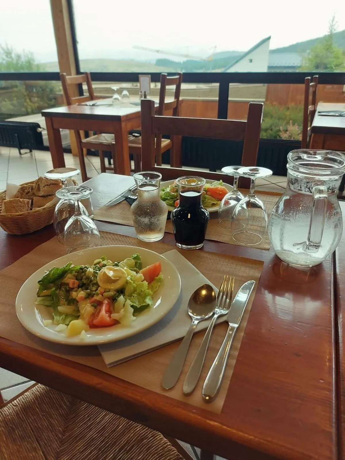 Restaurant/places to eat in Gergovia