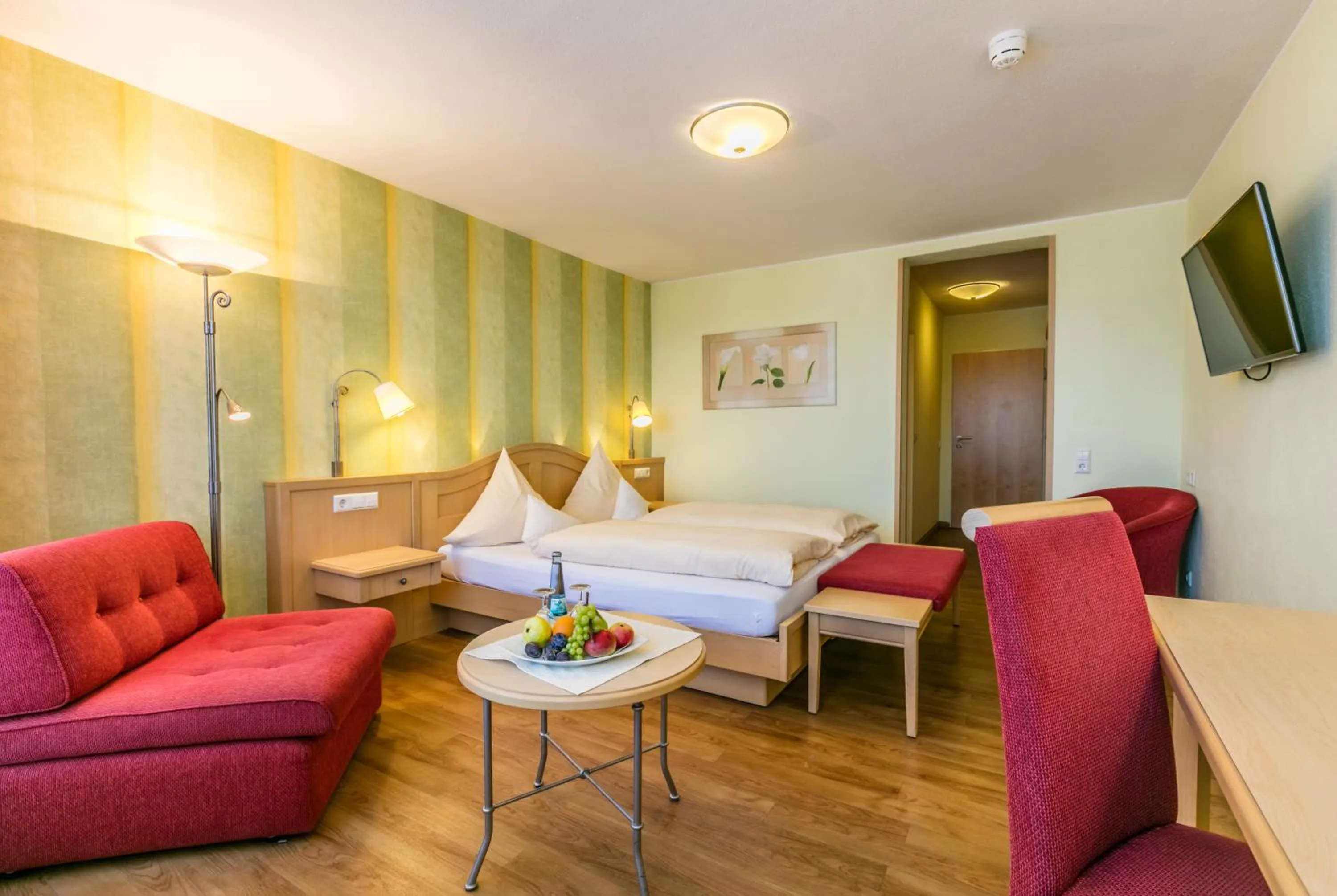 Photo of the whole room, Bed in Hotel Restaurant Krone & Wellness - Schopfheim