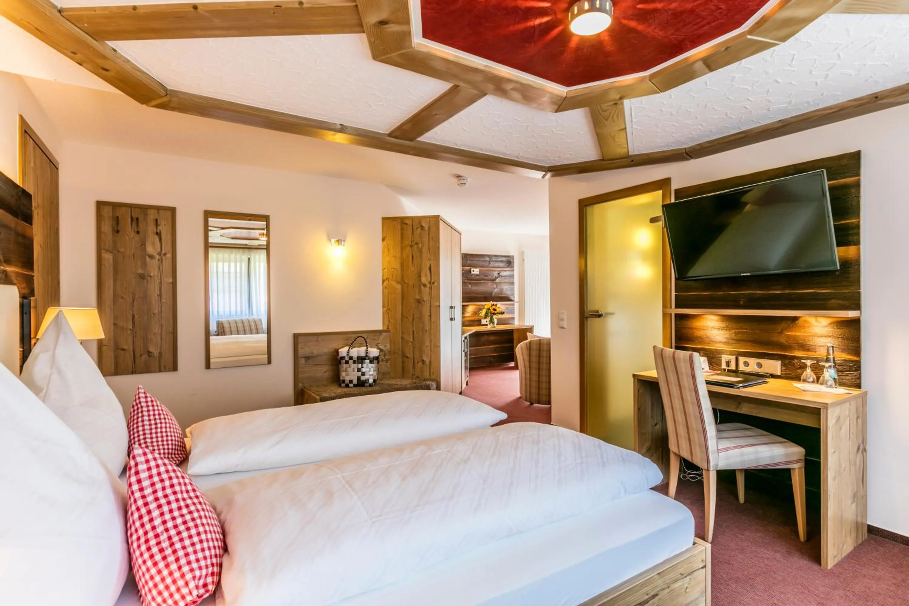Bedroom, Bed in Hotel Restaurant Krone & Wellness - Schopfheim