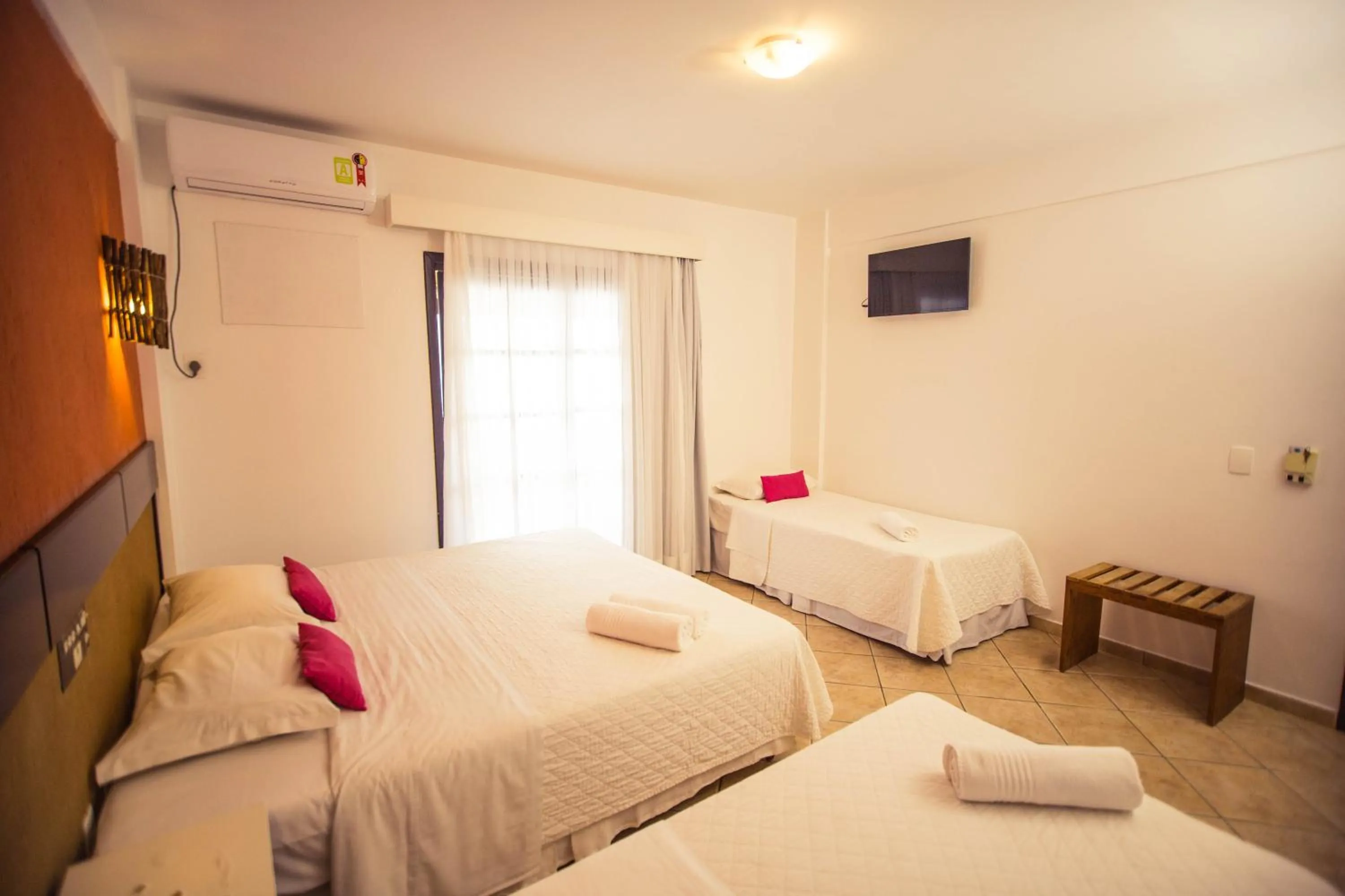 Photo of the whole room, Bed in Pousada Dom Capudi