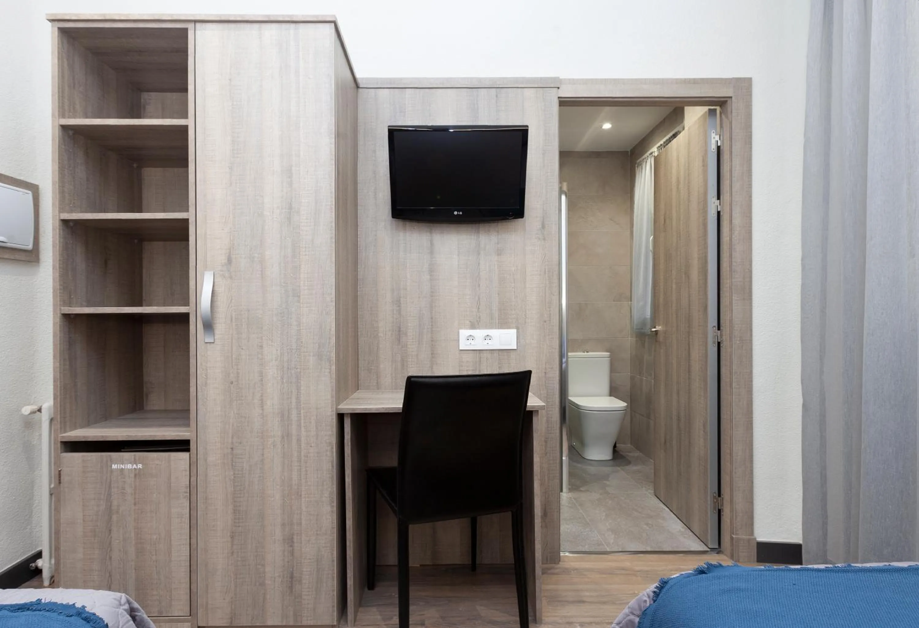 Photo of the whole room, Bed in Hostal María Luisa