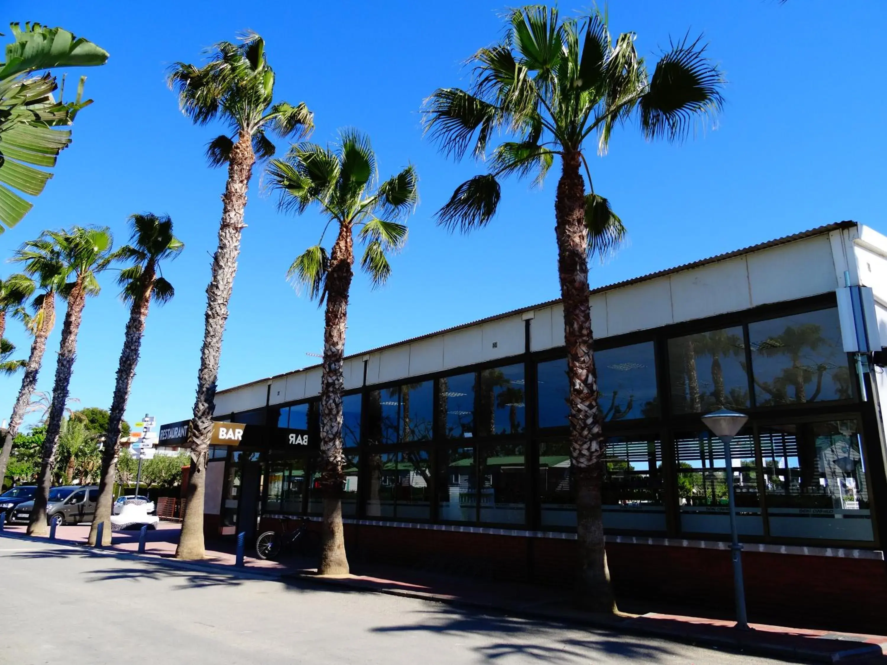 Restaurant/places to eat in Camping Platja Cambrils Restaurant/places to eat in Camping Platja Cambrils