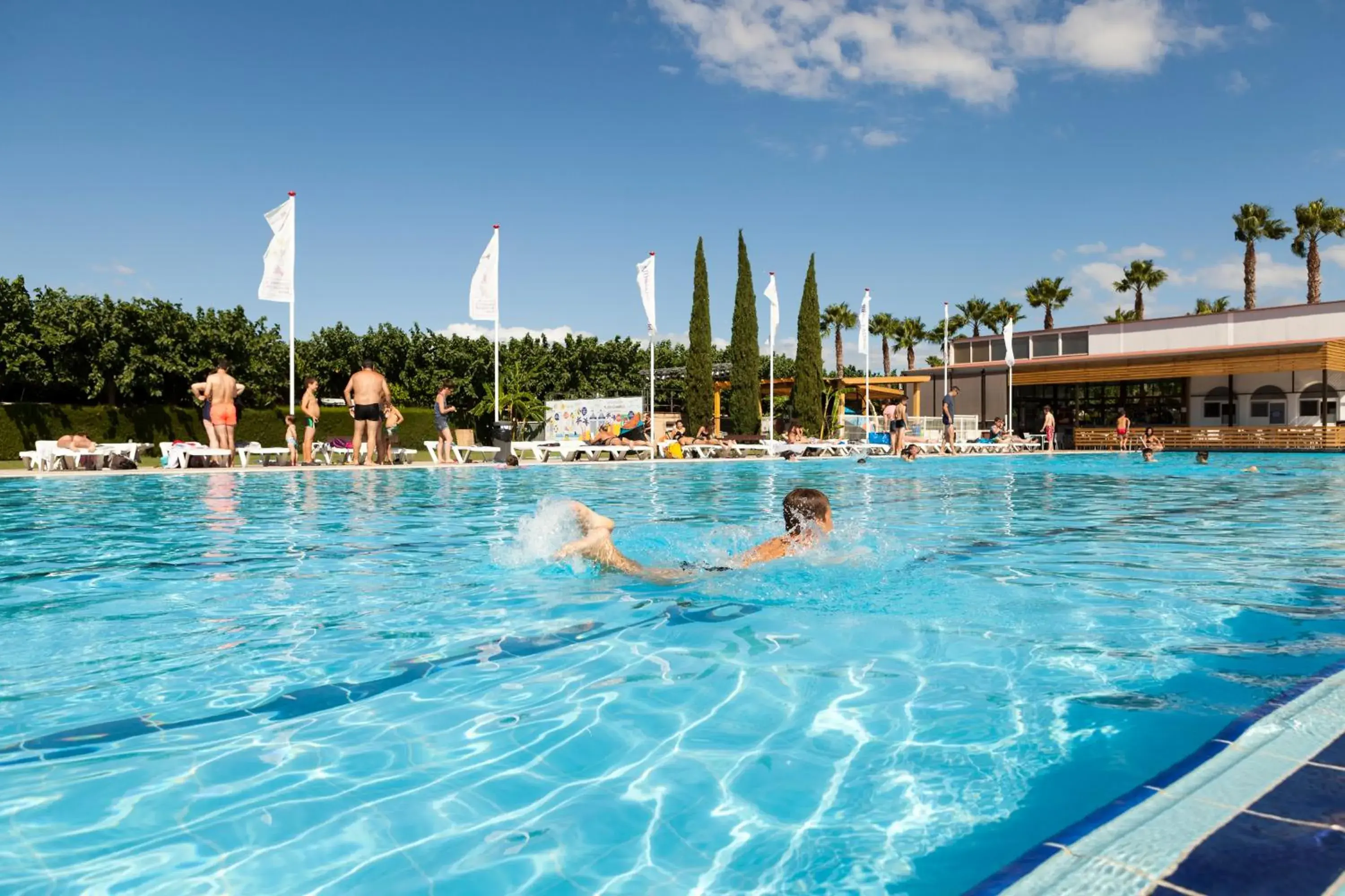 Swimming pool in Camping Platja Cambrils Swimming pool in Camping Platja Cambrils
