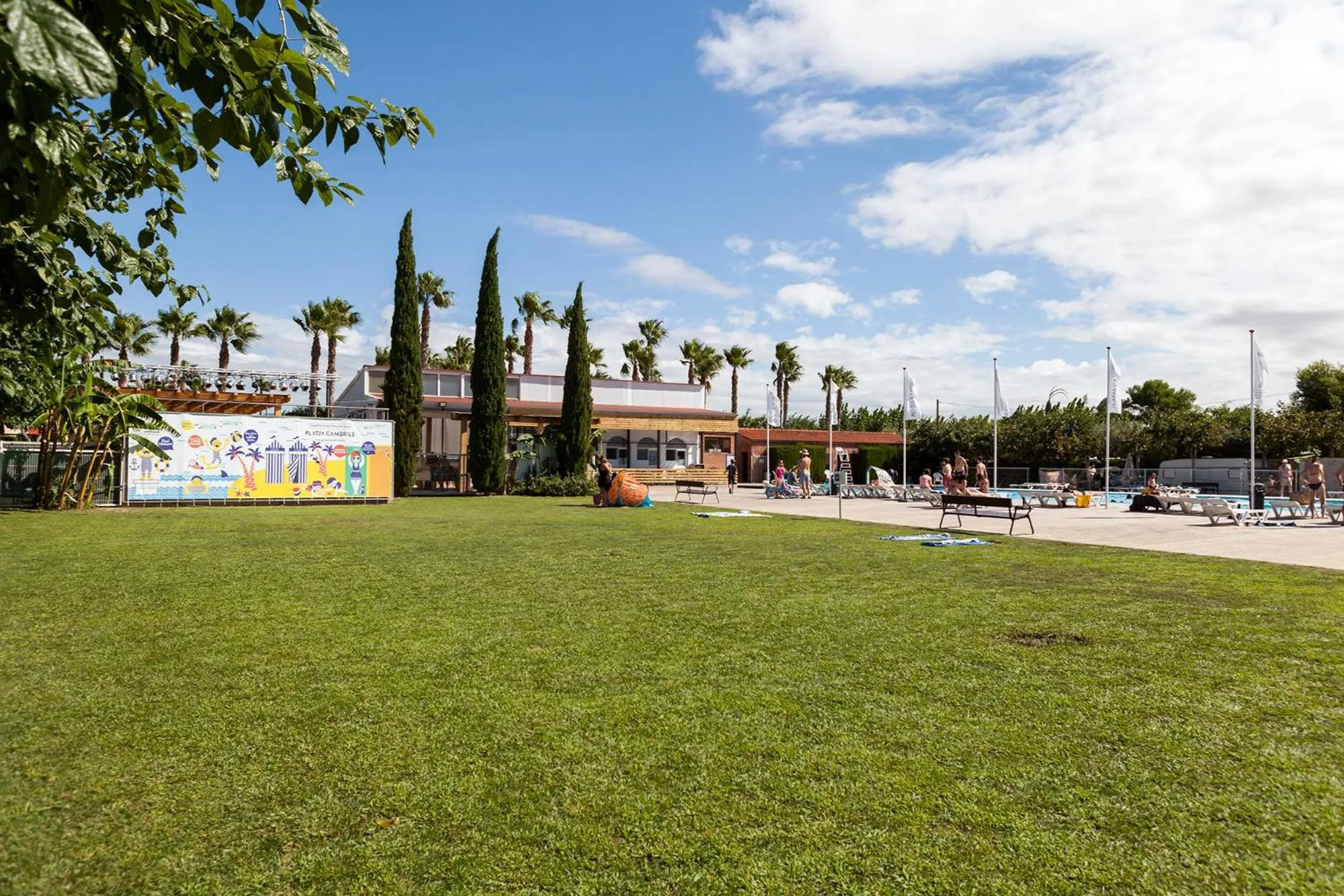 Swimming pool in Camping Platja Cambrils