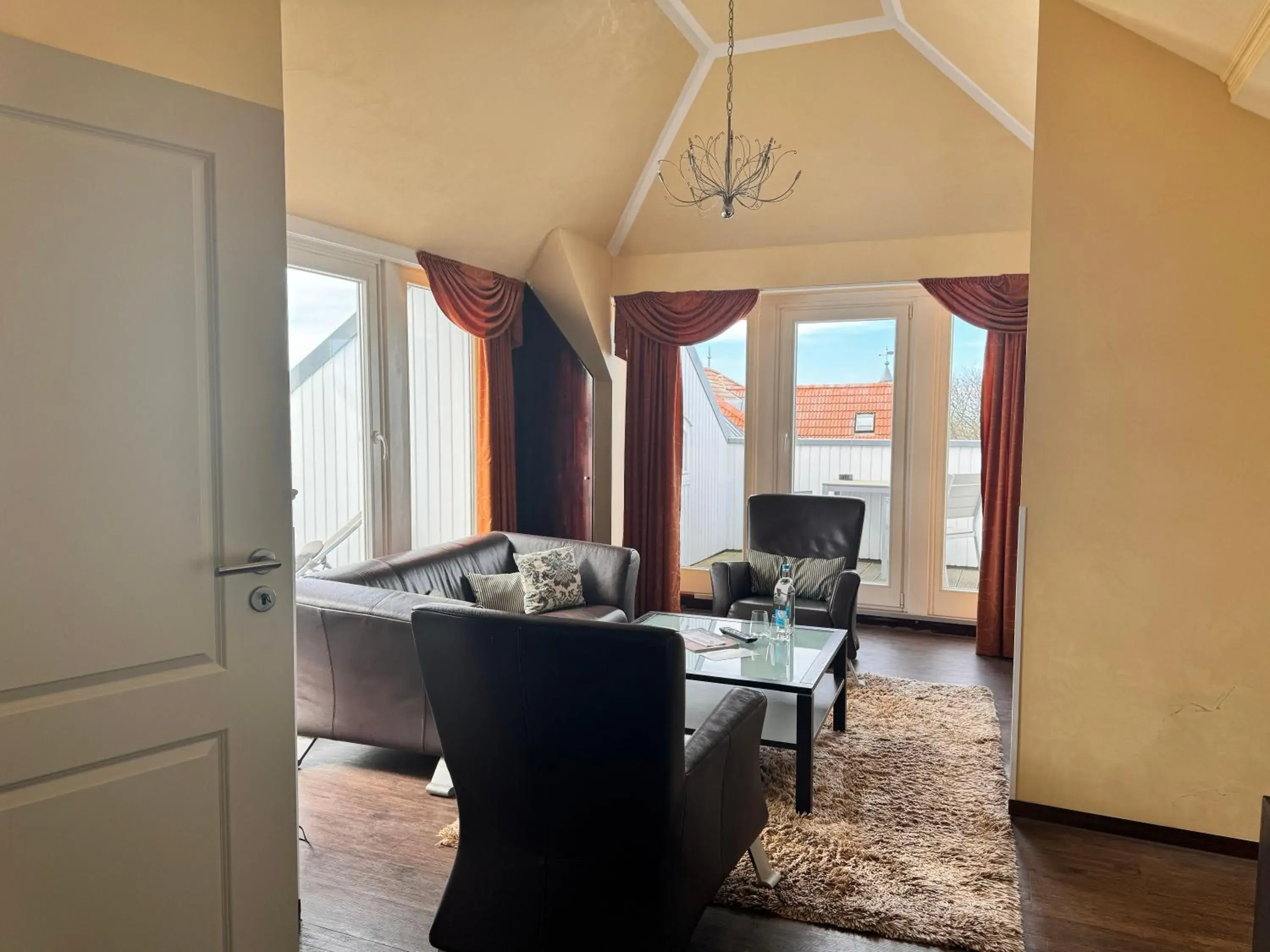 Penthouse Suite in Villa Astoria - Kühlungsborn Penthouse Suite in Villa Astoria - Kühlungsborn