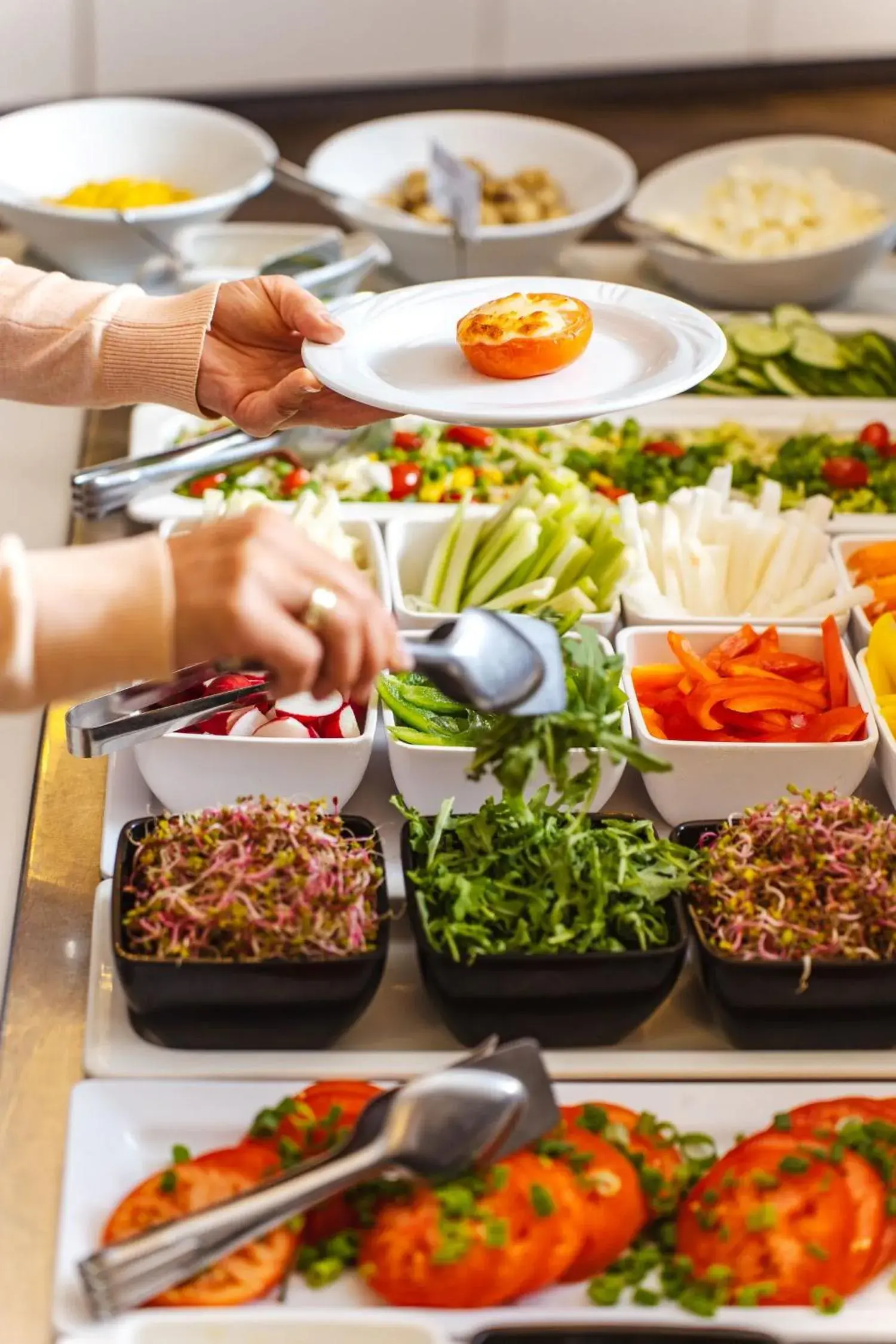 Food and drinks in Hotel Dom Zdrojowy Resort & SPA - Destigo Hotels Food and drinks in Hotel Dom Zdrojowy Resort & SPA - Destigo Hotels