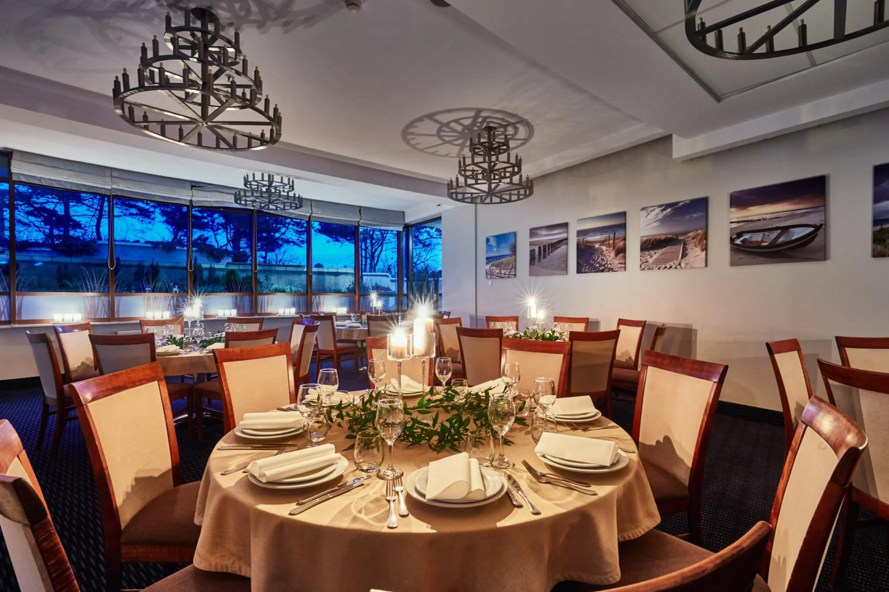 Restaurant/places to eat in Hotel Dom Zdrojowy Resort & SPA - Destigo Hotels