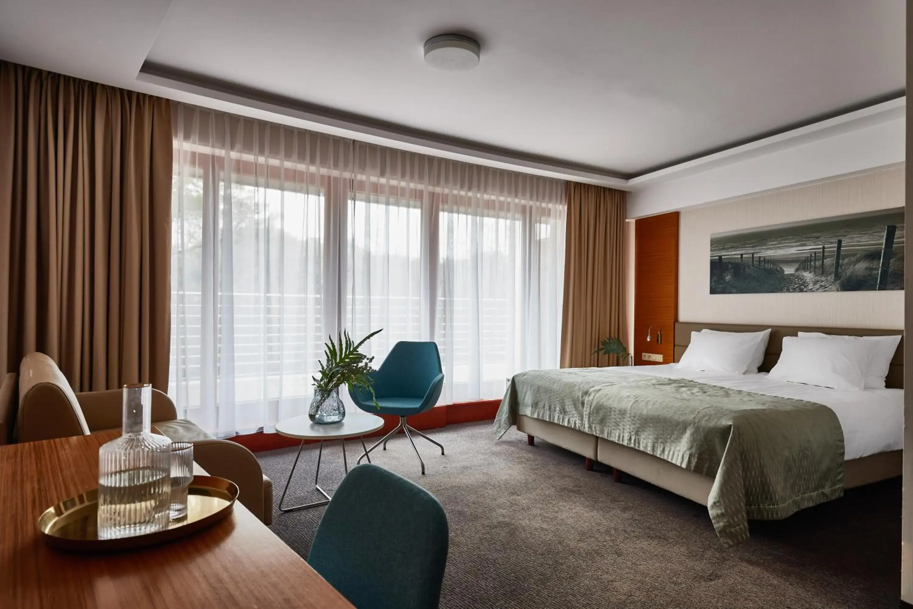 Studio with King bed, Sofa and Balcony in Hotel Dom Zdrojowy Resort & SPA - Destigo Hotels Studio with King bed, Sofa and Balcony in Hotel Dom Zdrojowy Resort & SPA - Destigo Hotels