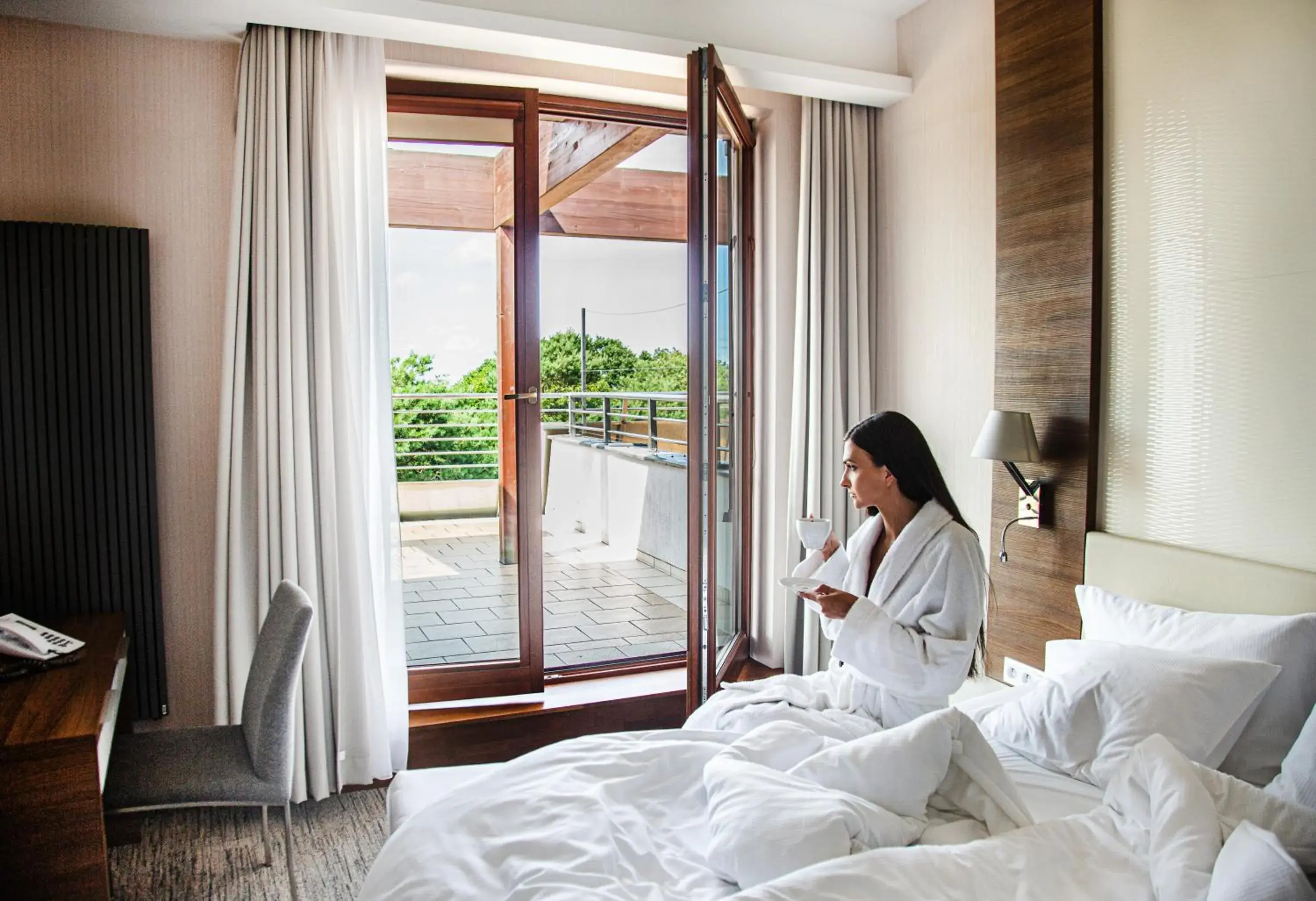 Bedroom, Bed in Hotel Dom Zdrojowy Resort & SPA - Destigo Hotels Bedroom, Bed in Hotel Dom Zdrojowy Resort & SPA - Destigo Hotels